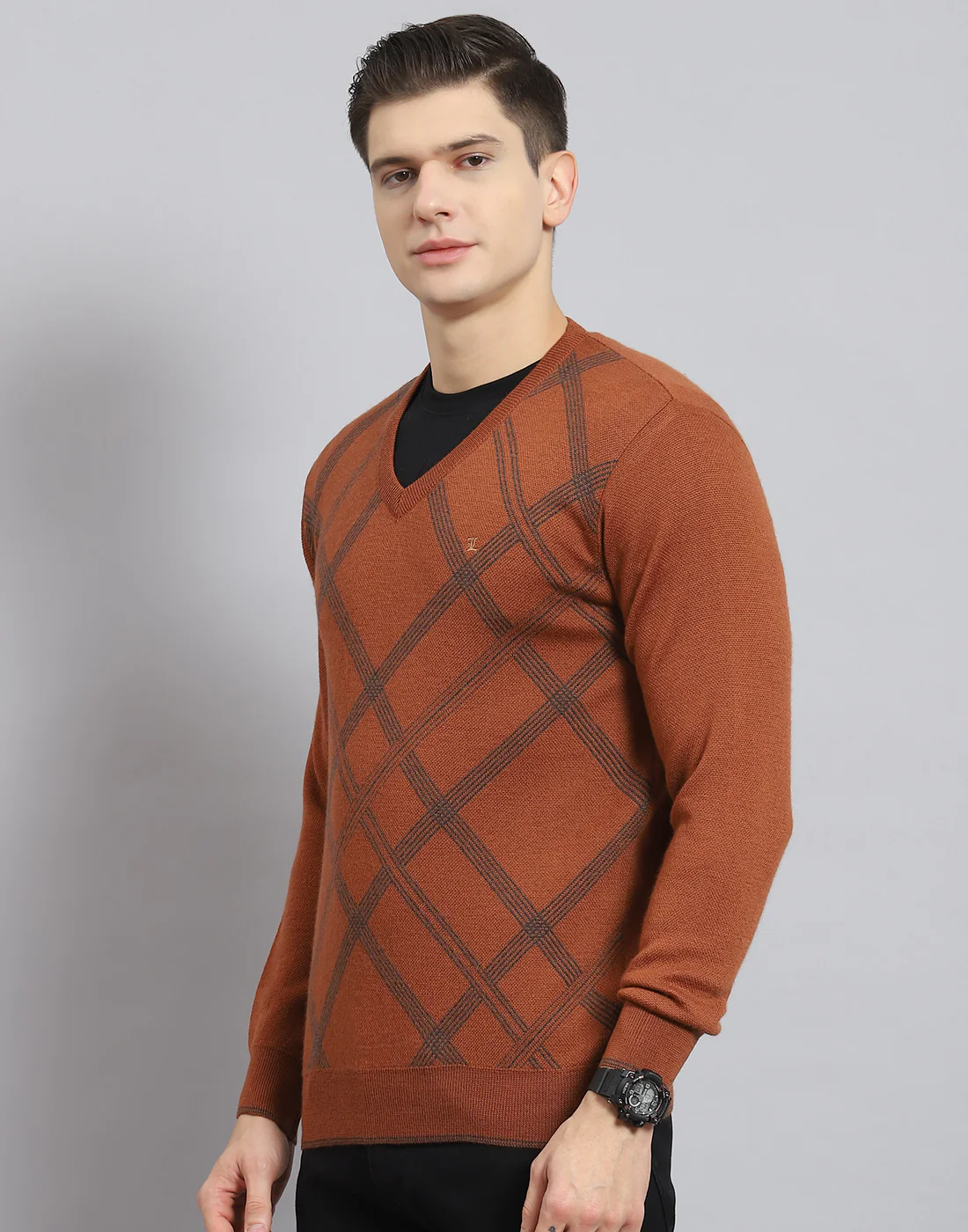Men Rust Printed V Neck Full Sleeve Sweater - Image 4