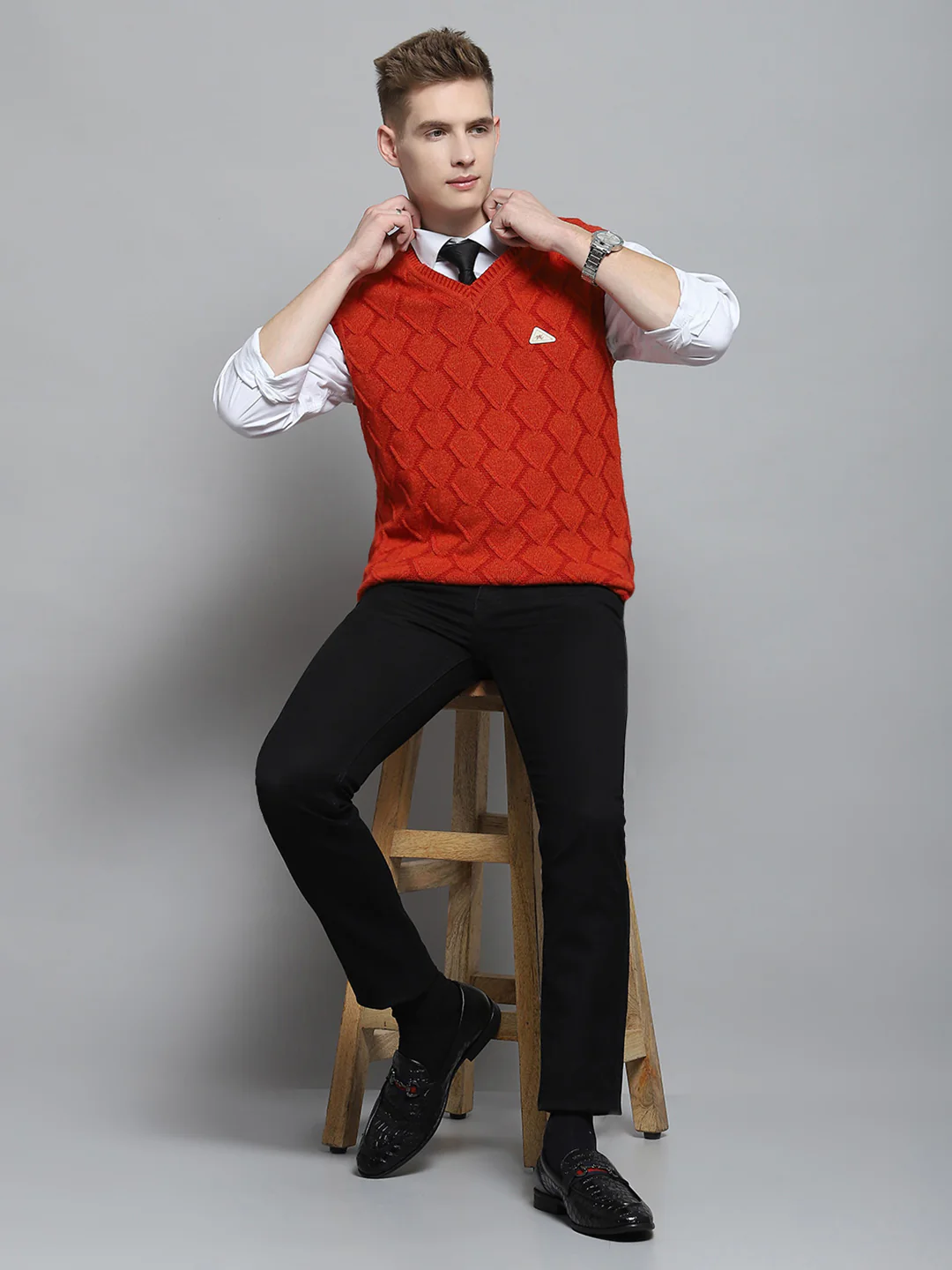 Men Rust Self Design V Neck Sleeveless Sweater - Image 2