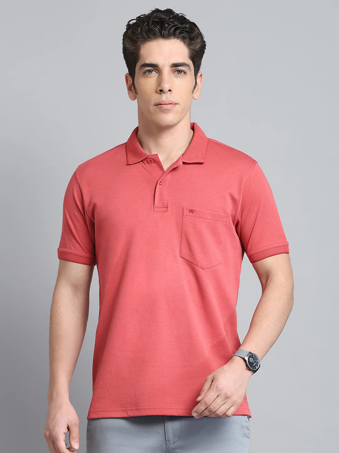 Men Rust Solid Collar Half Sleeve T-Shirt
