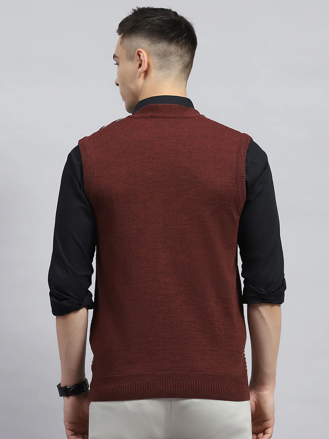 Men Rust Stripe V Neck Sleeveless Cardigan - Image 5