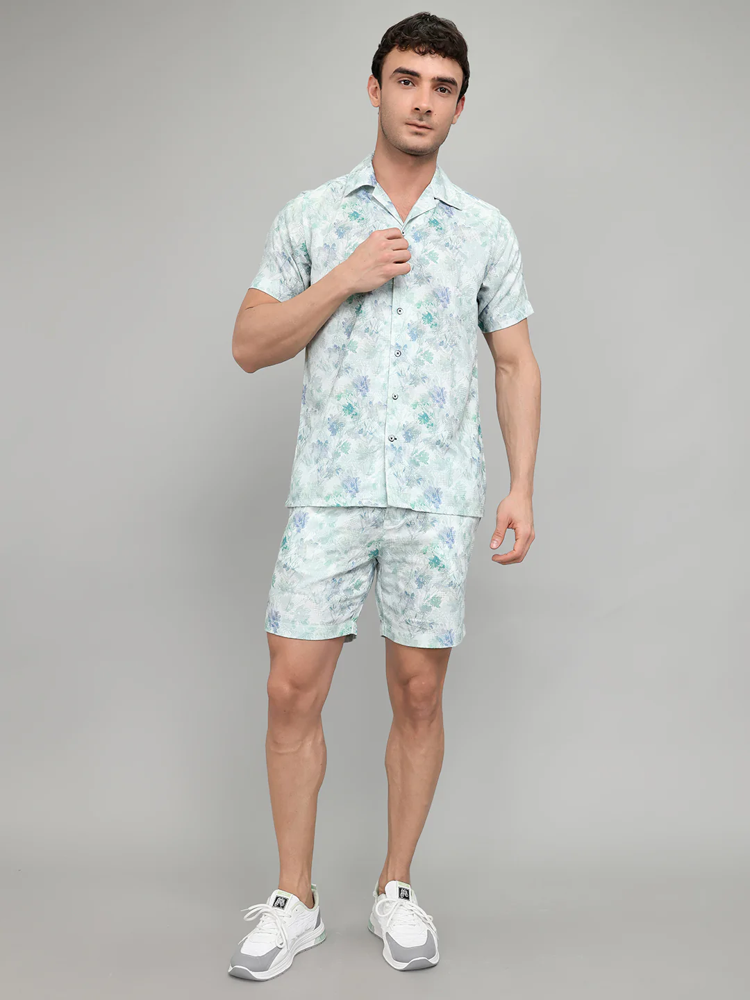 Men Sea Green Printed Round Neck Half Sleeve Cords Set