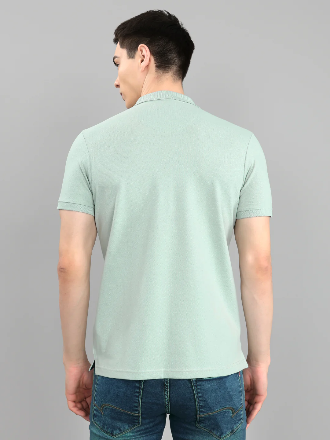 Men Sea Green Solid Collar Half Sleeve T-Shirt - Image 4