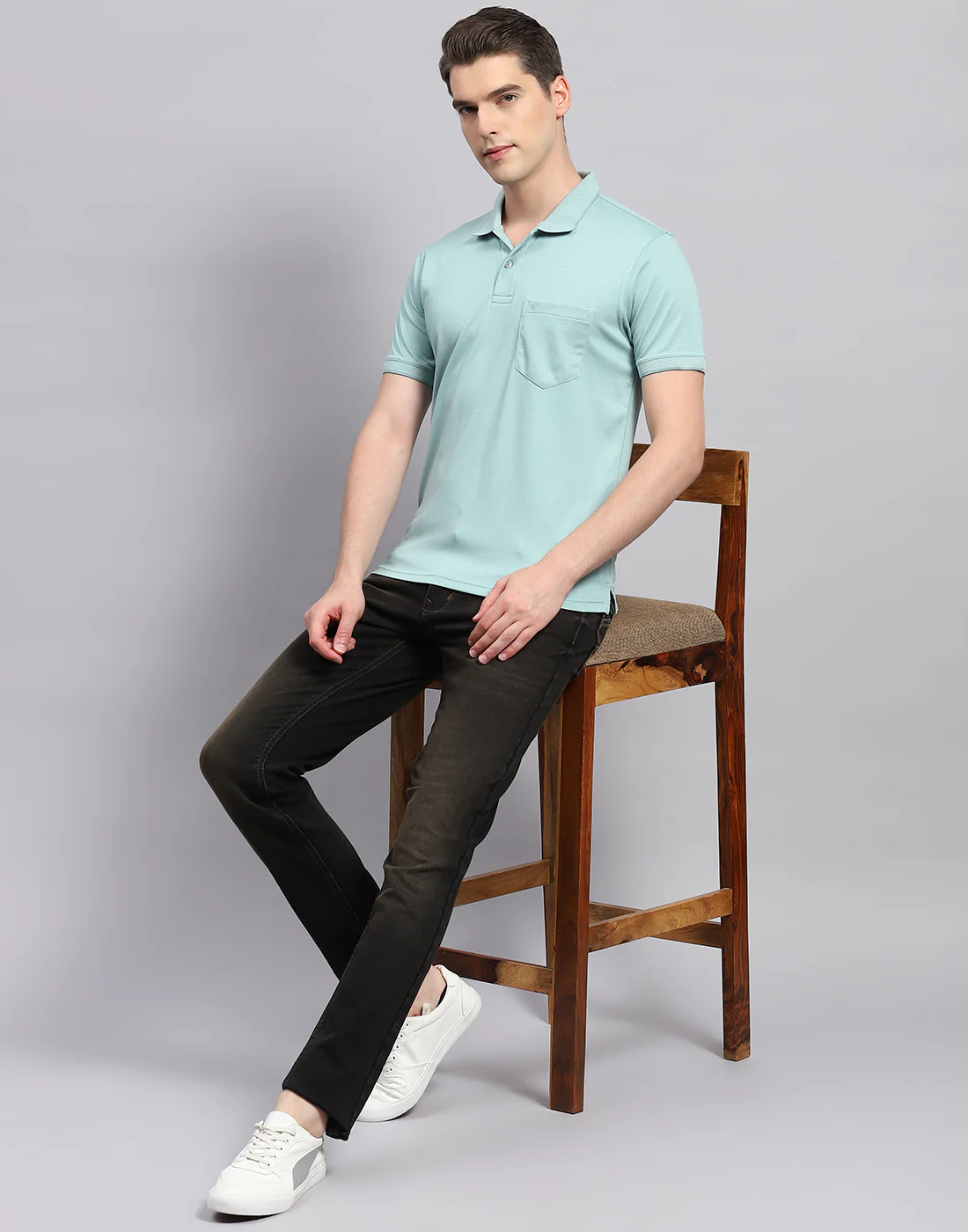 Men Sea Green Solid Collar Neck Half Sleeve T-Shirt - Image 2
