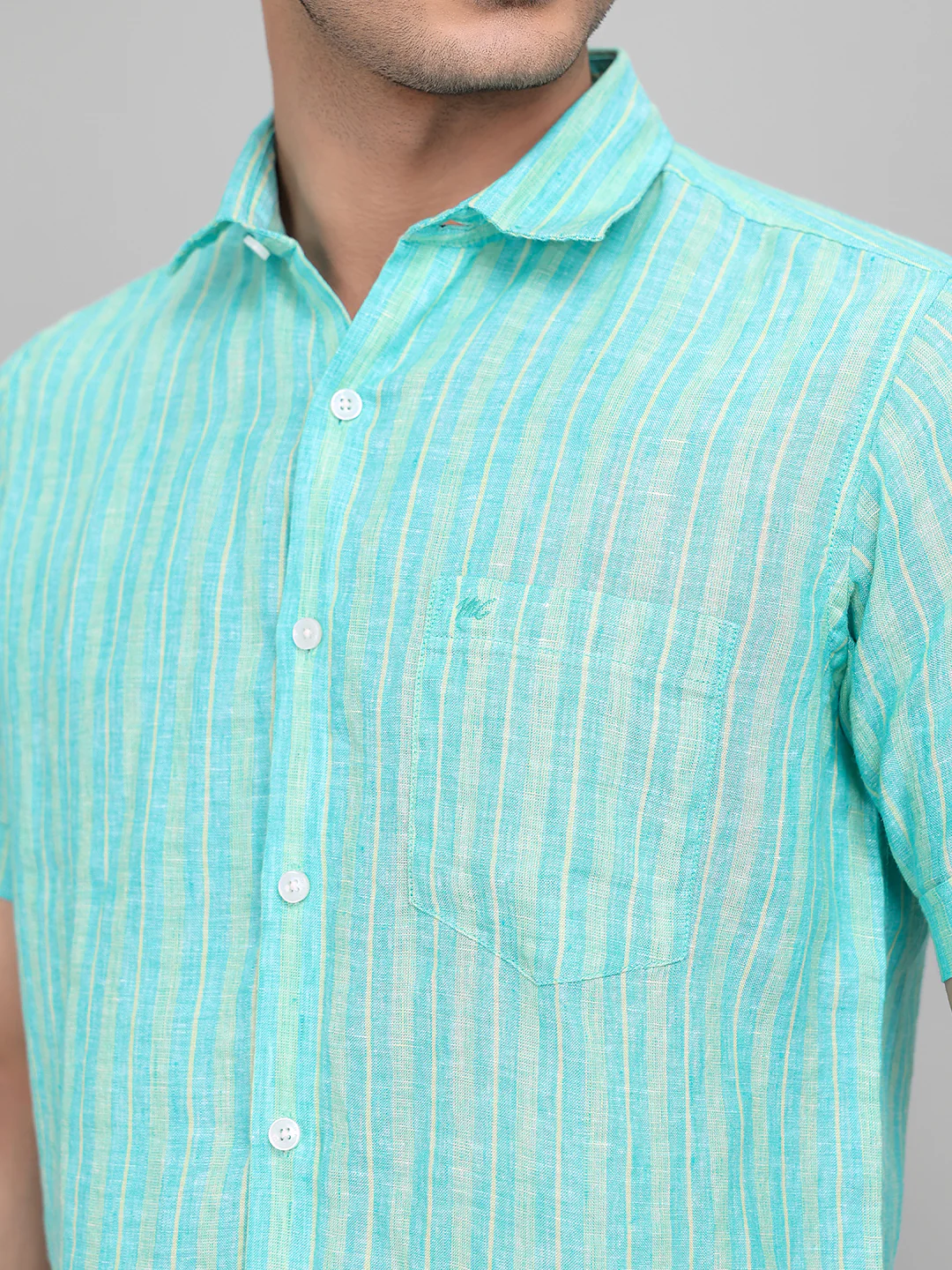 Men Sea Green Stripe Collar Half Sleeve Shirt - Image 4