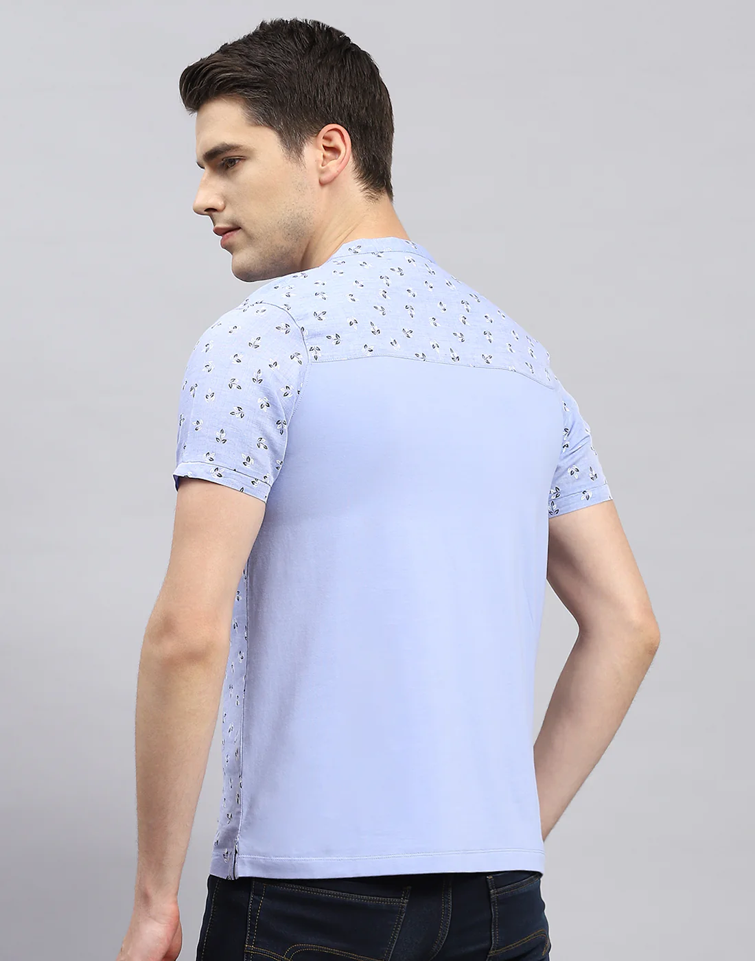 Men Sky Blue Printed Band Collar Half Sleeve Kurta - Image 5