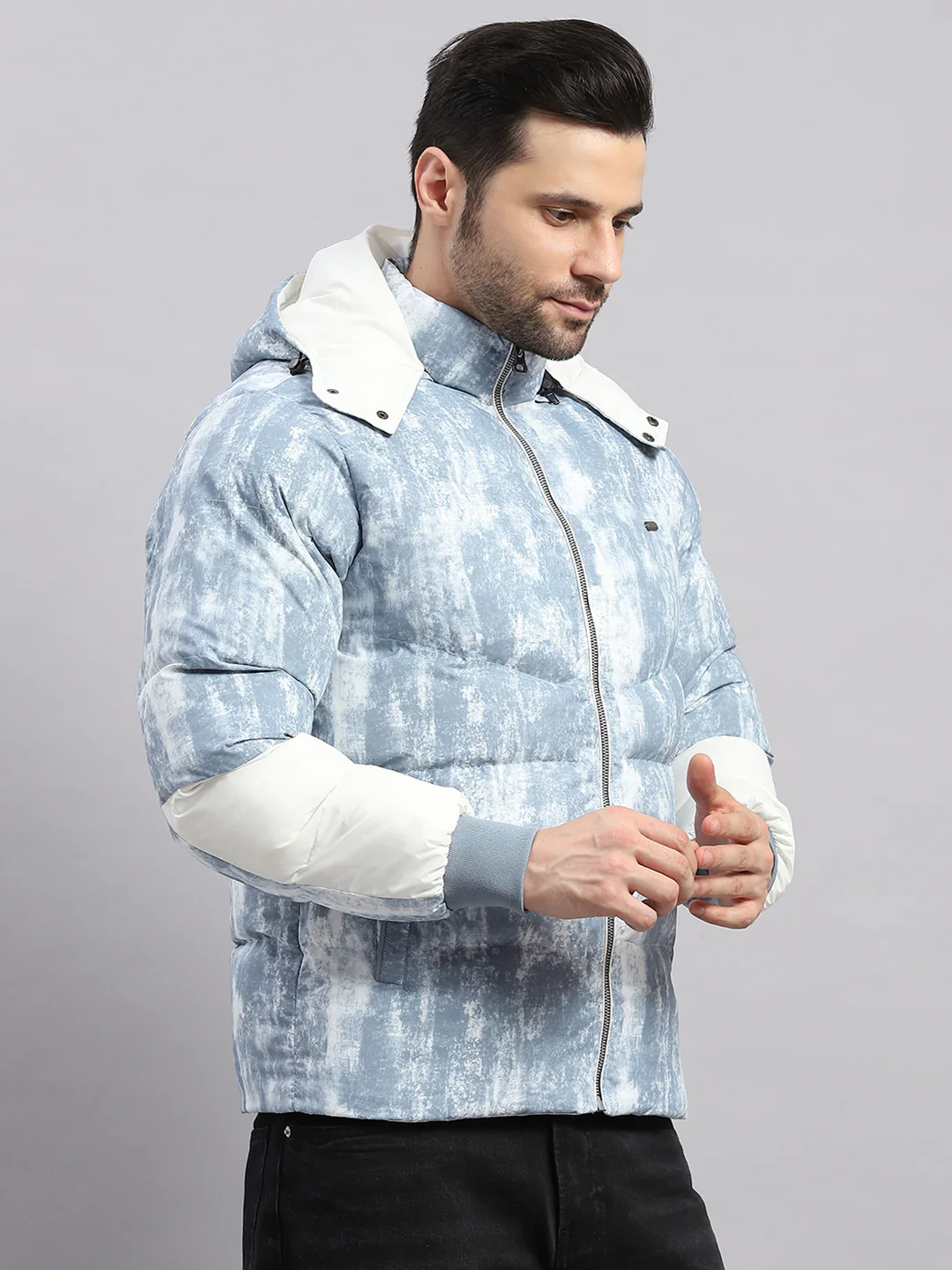 Men Sky Blue Solid Hooded Full Sleeve Jacket - Image 4