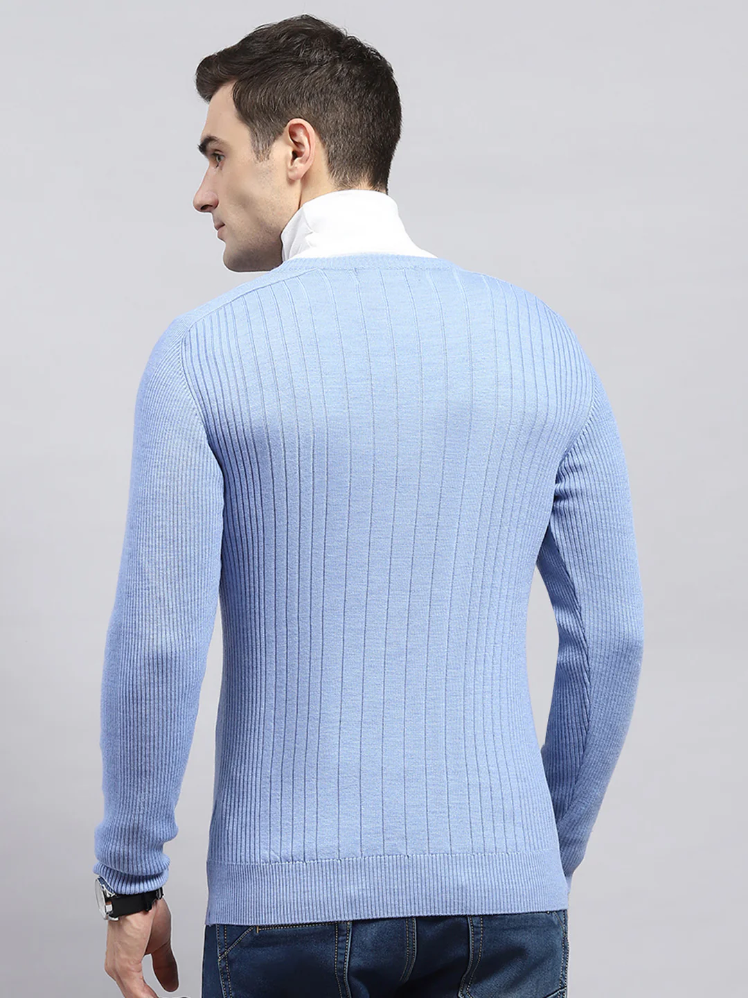 Men Sky Blue Solid V Neck Full Sleeve Pullover - Image 5