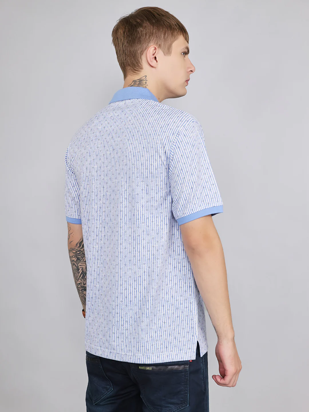 Men Sky Blue Stripe Collar Half Sleeve T-Shirt - Image 4