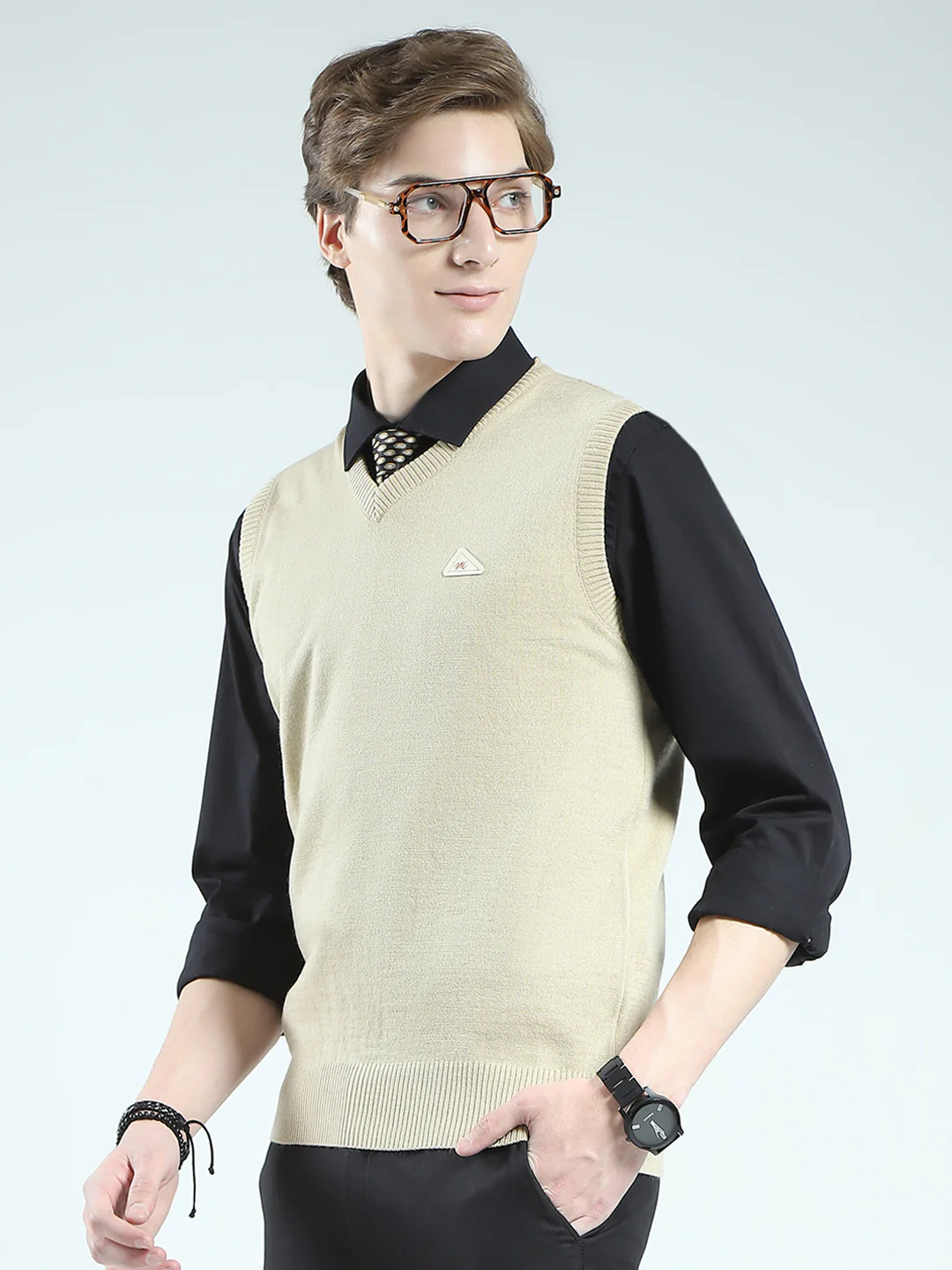 Men Tan Solid V Neck Sleeveless Sweater - Image 3