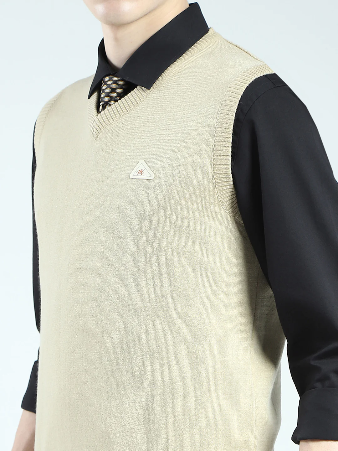 Men Tan Solid V Neck Sleeveless Sweater - Image 7