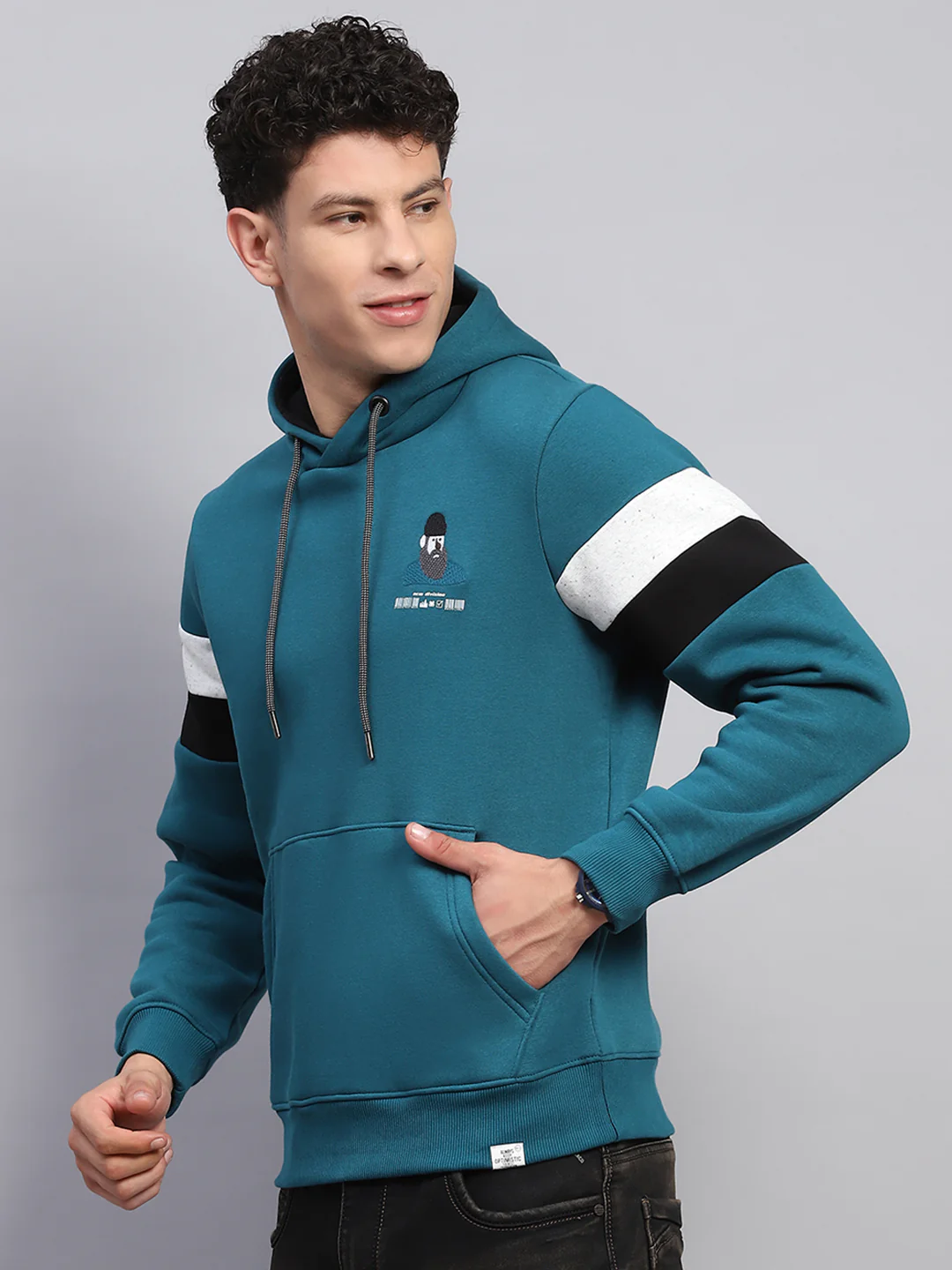 Men Teal Blue Printed Hooded Full Sleeve Sweatshirt - Image 3