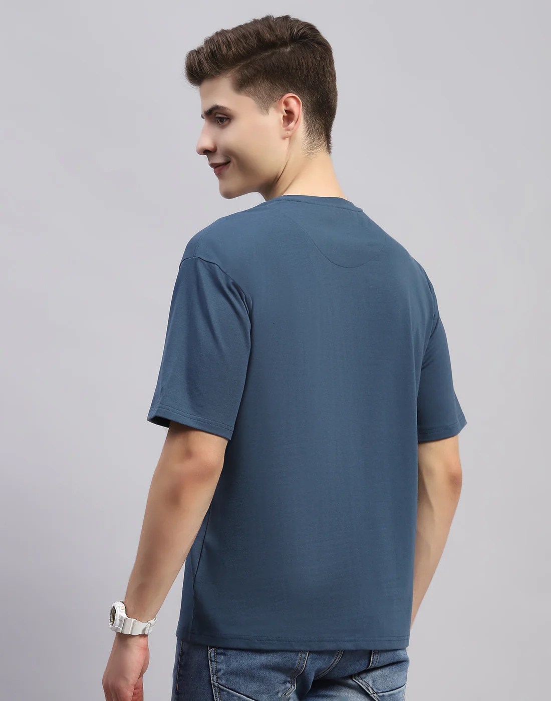 Men Teal Blue Printed Round Neck Half Sleeve T-Shirt - Image 5