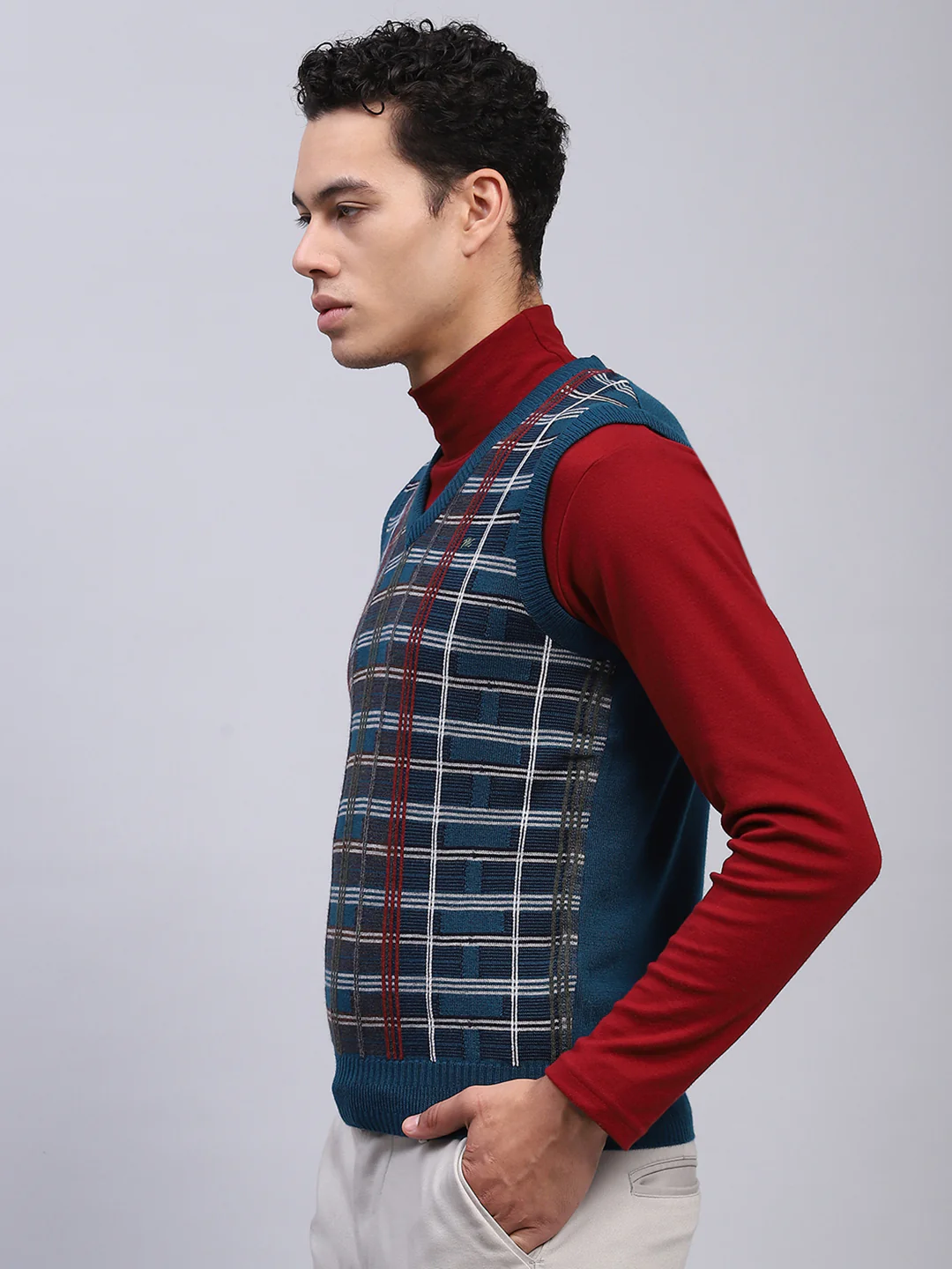 Men Teal Blue Self Design V Neck Sleeveless Sweater - Image 3
