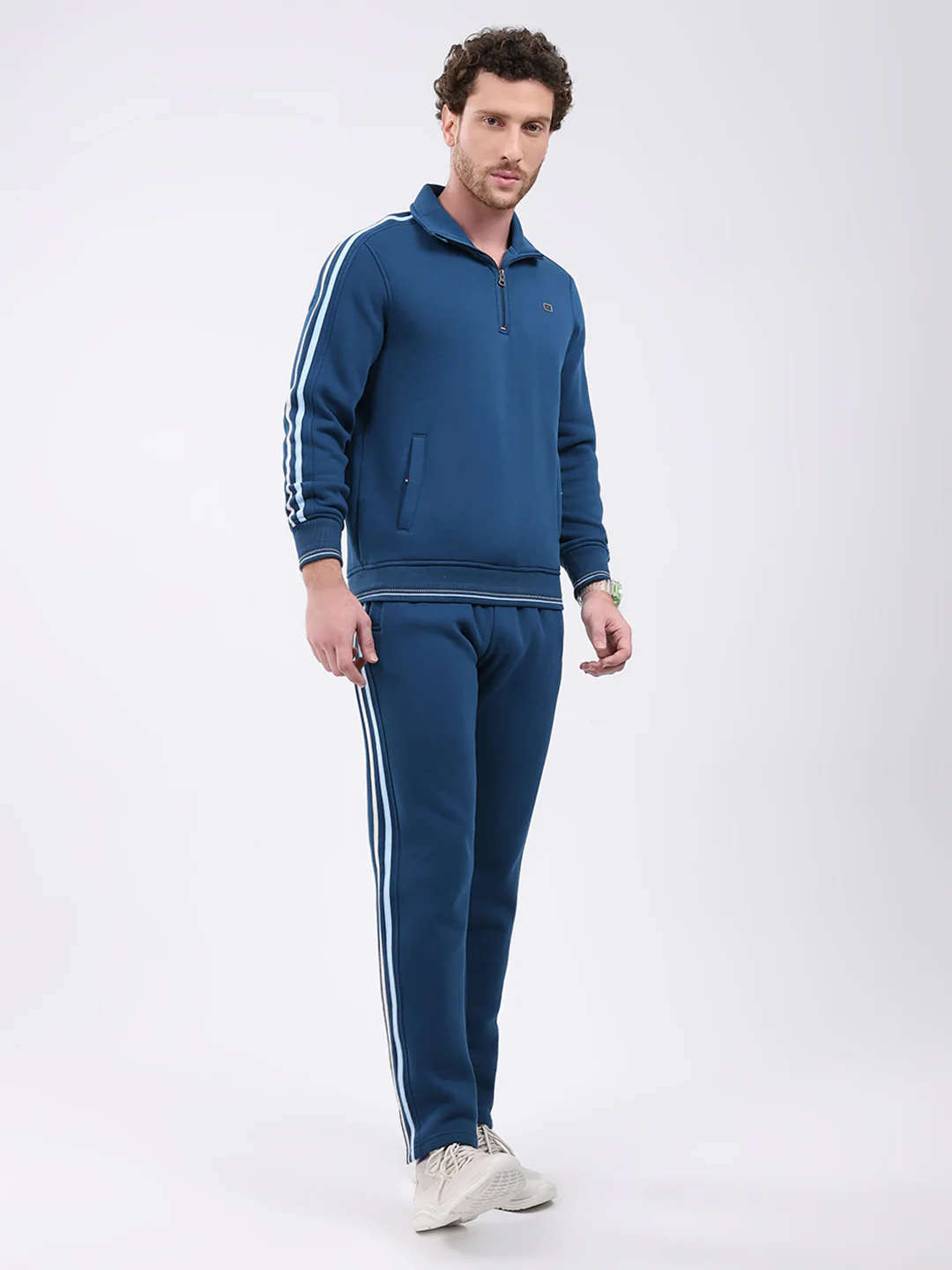 Men Teal Blue Solid Collar Full Sleeve Winter Tracksuit - Image 4