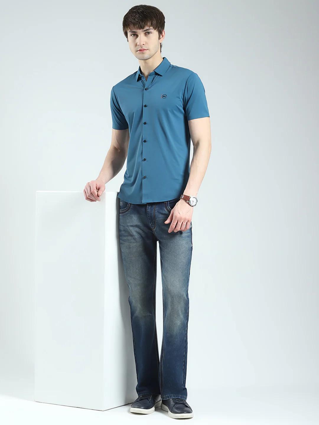 Men Teal Blue Solid Collar Half Sleeve Shirt - Image 2