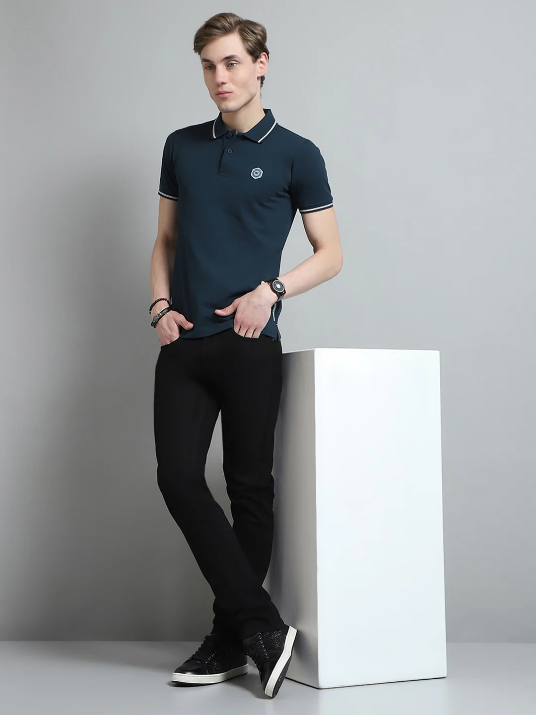 Men Teal Blue Solid Collar Half Sleeve T-Shirt - Image 2