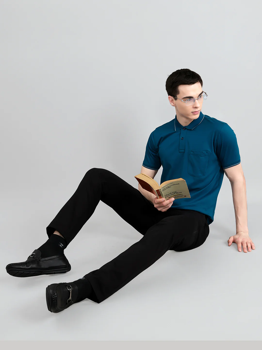Men Teal Blue Solid Collar Half Sleeve T-Shirt - Image 4