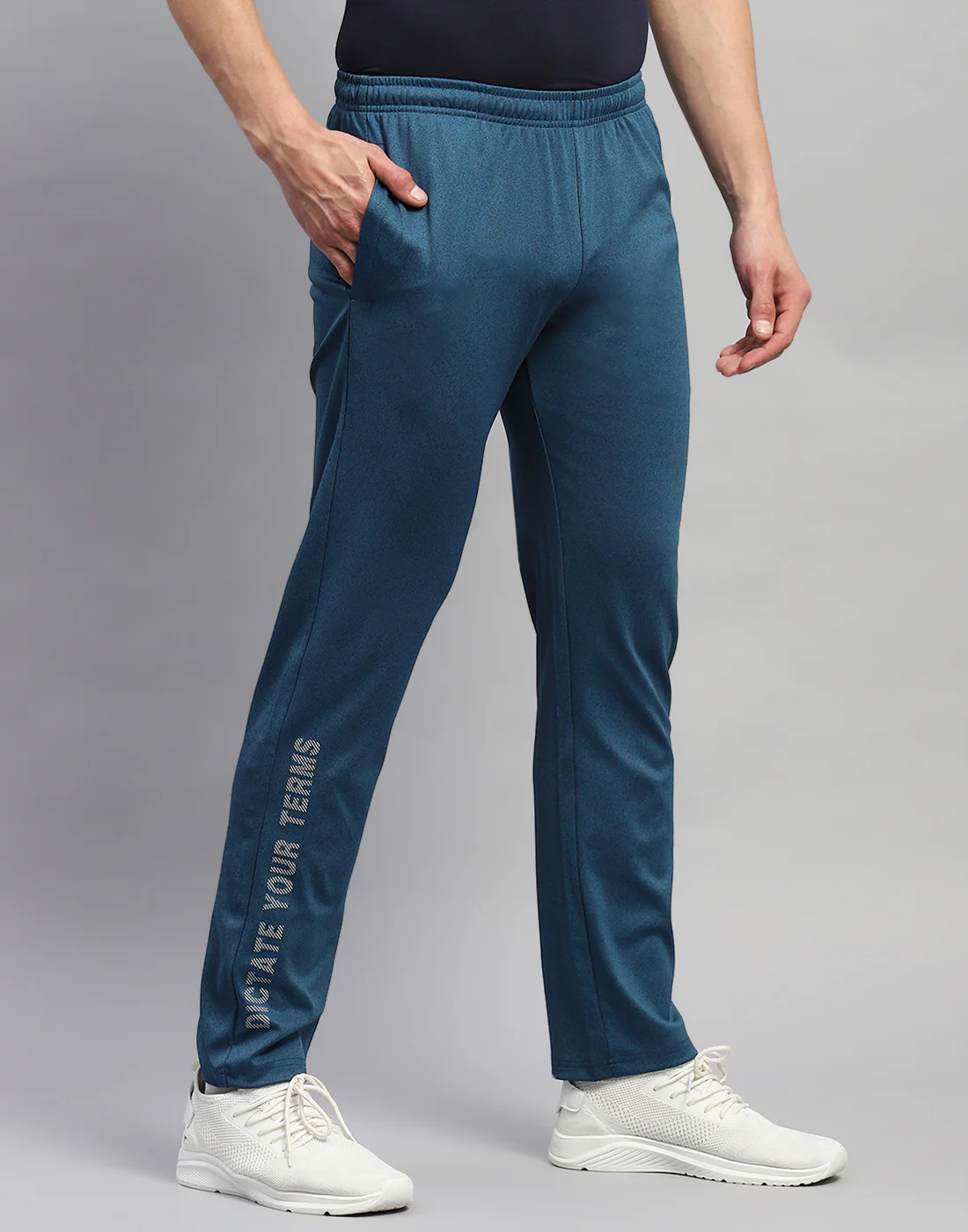 Rock.it Men Teal Blue Solid Round Neck Full Sleeve Tracksuit - Image 8