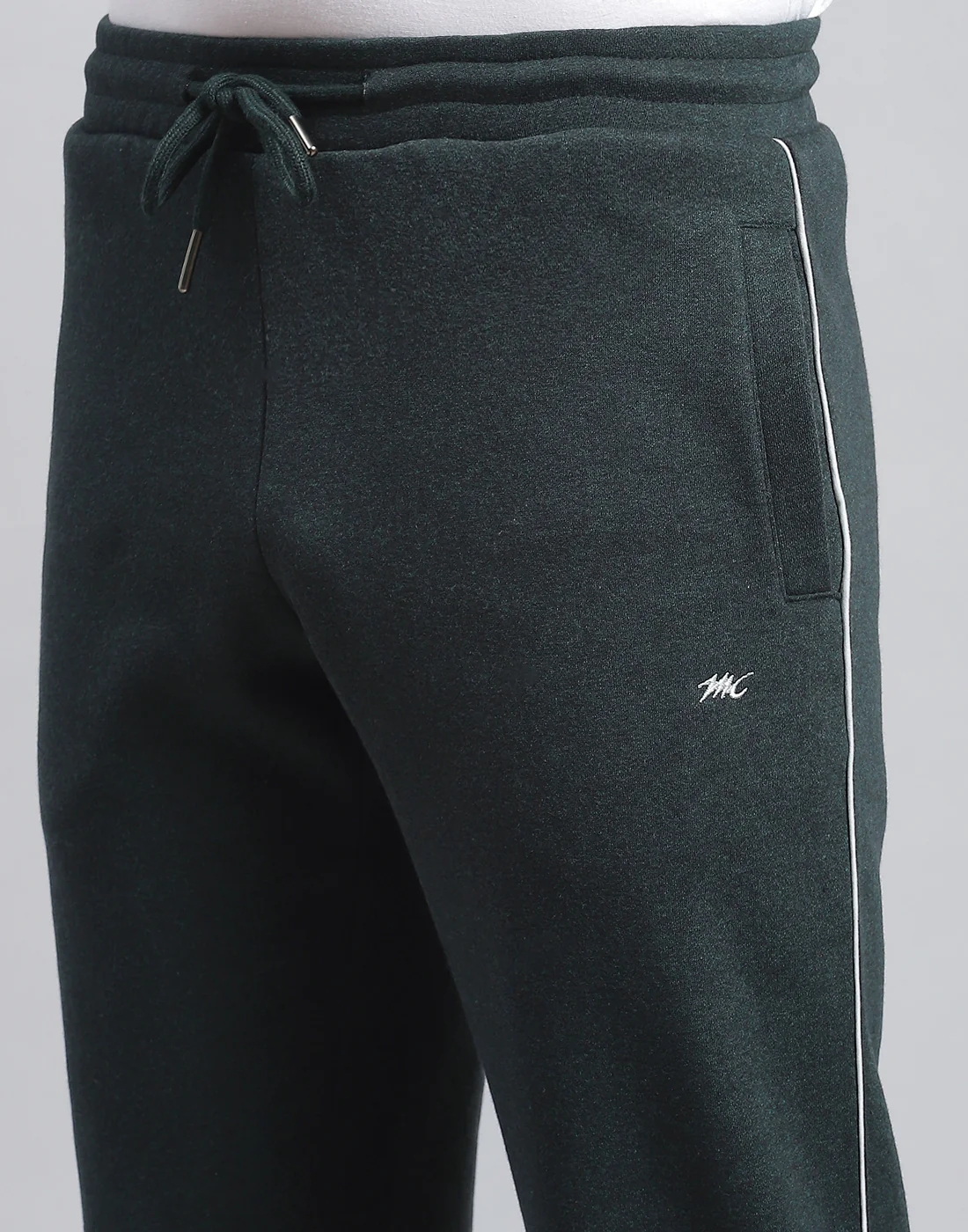 Men Teal Blue Solid Stand Collar Full Sleeve Tracksuit - Image 7