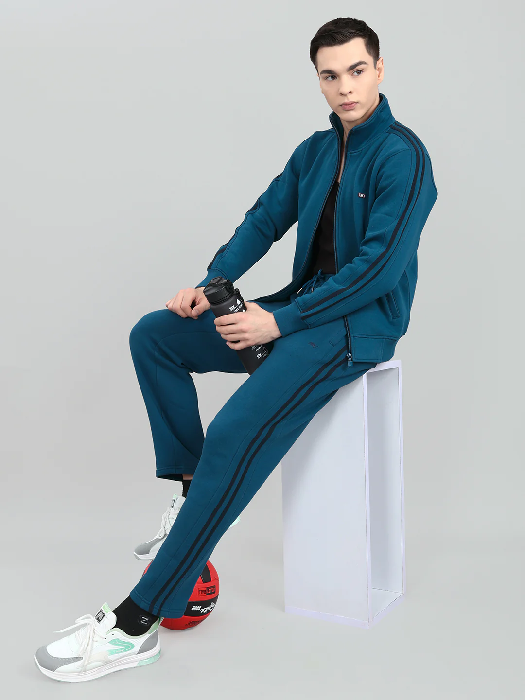 Men Teal Blue Solid Stand Collar Full Sleeve Winter Tracksuit - Image 6