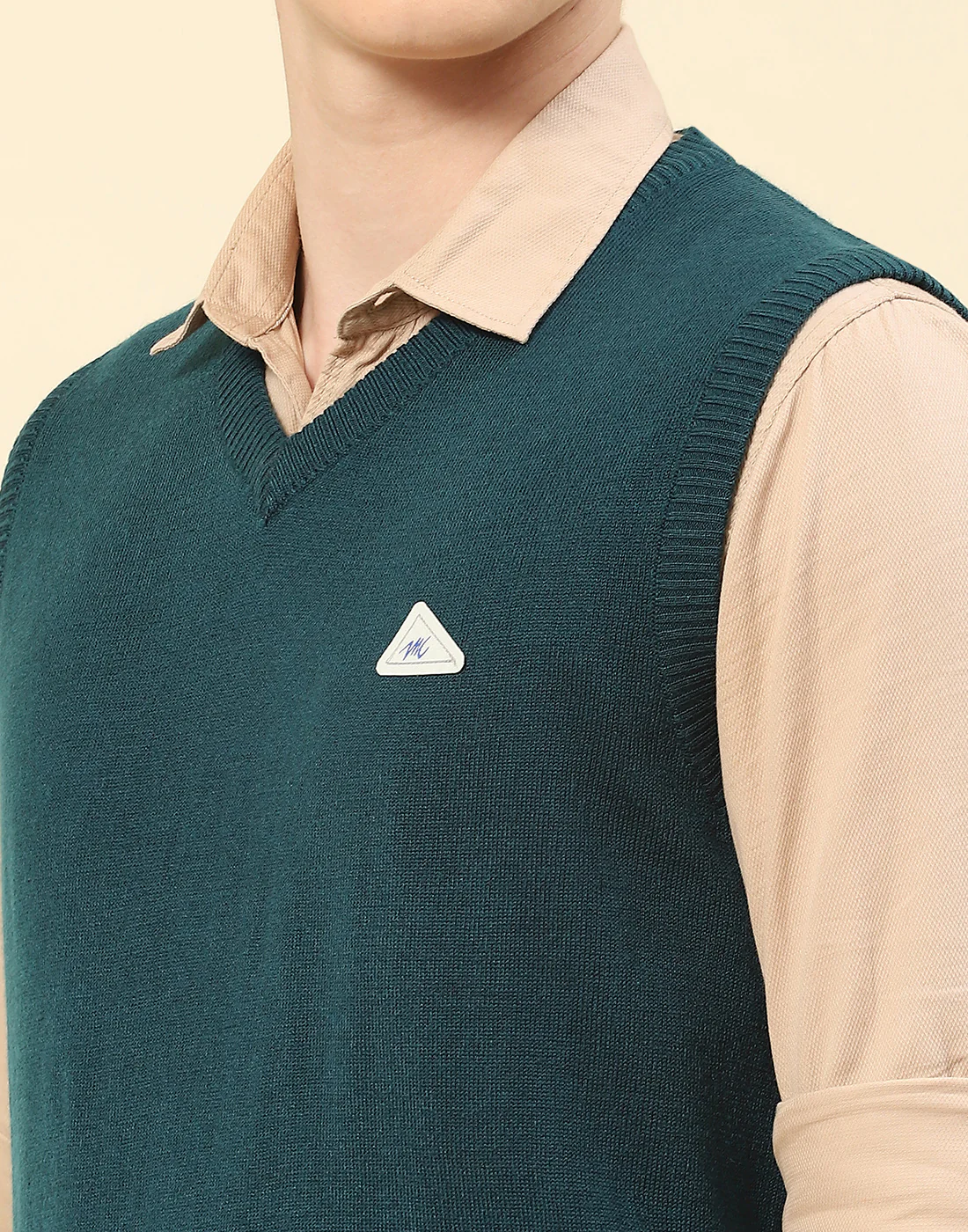 Men Teal Blue Solid V Neck Sleeveless Sweater - Image 6
