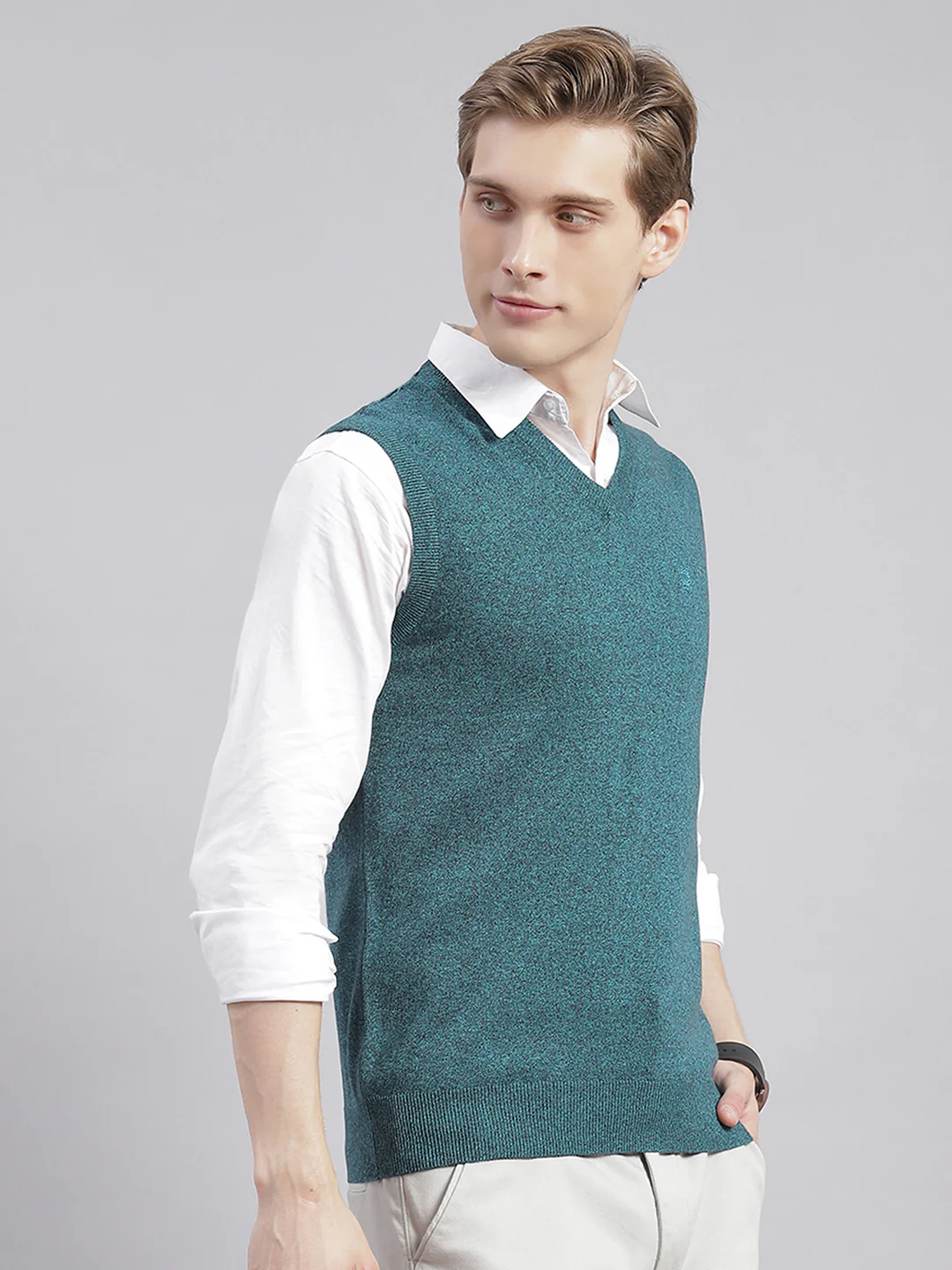 Men Teal Blue Solid V Neck Sleeveless Sweaters/Pullovers - Image 4