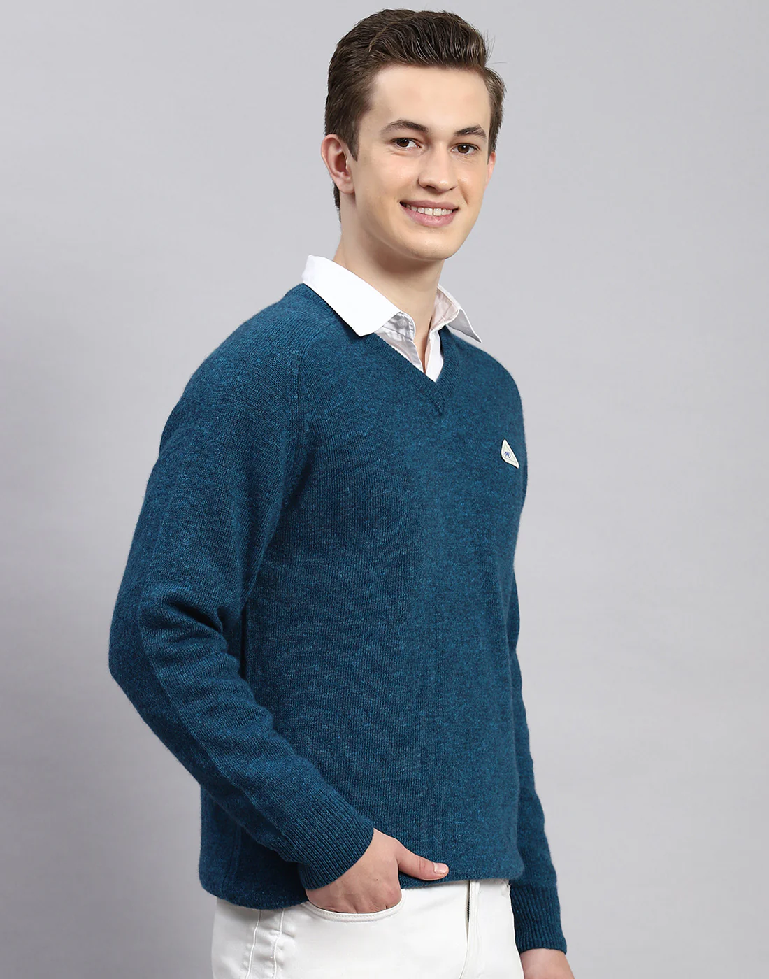 Men Turquoise Blue Solid V Neck Full Sleeve Pullover - Image 4
