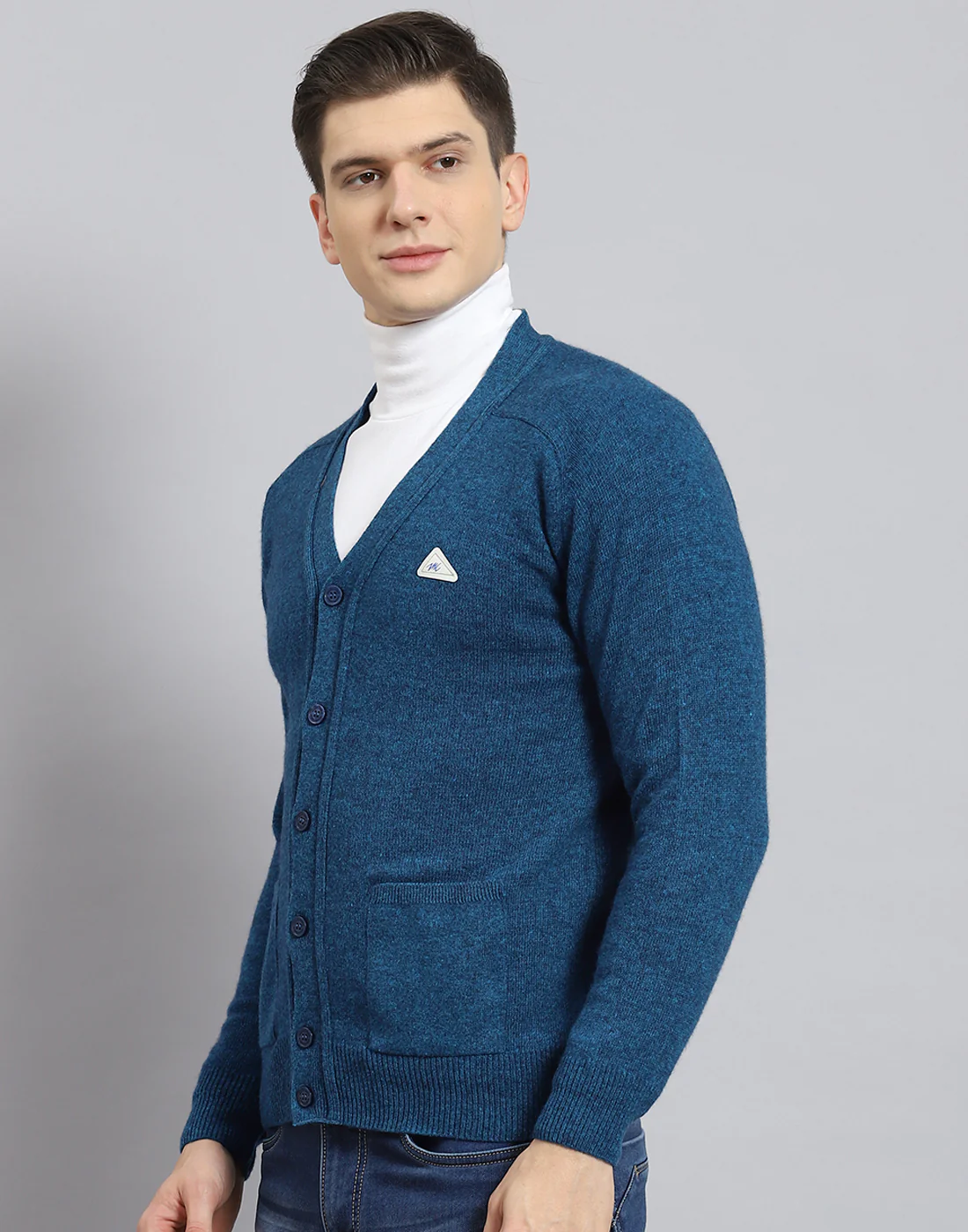 Men Turquoise Blue Solid V Neck Full Sleeve Sweater - Image 4