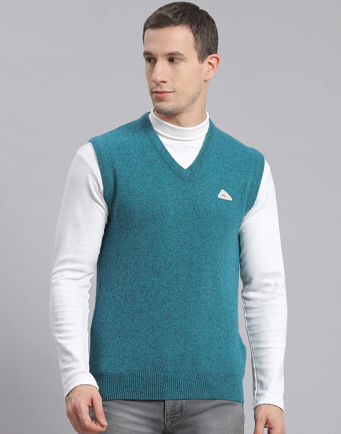 Men Turquoise Blue Solid V Neck Sleeveless Sweater - Image 2