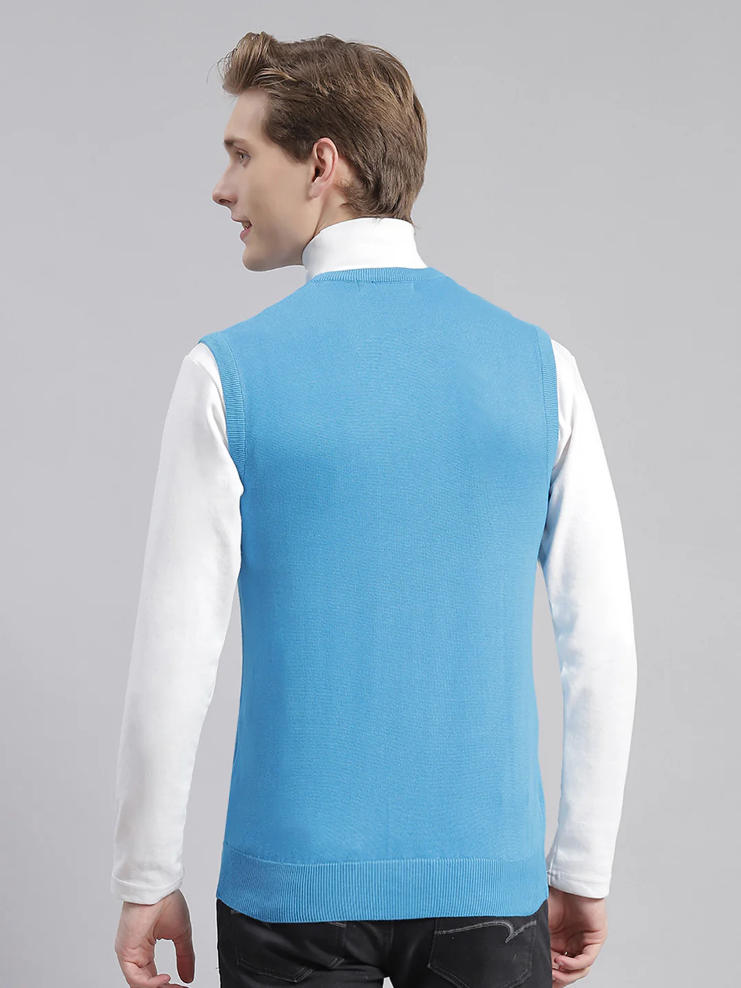 Men Turquoise Blue Solid V Neck Sleeveless Sweaters/Pullovers - Image 4