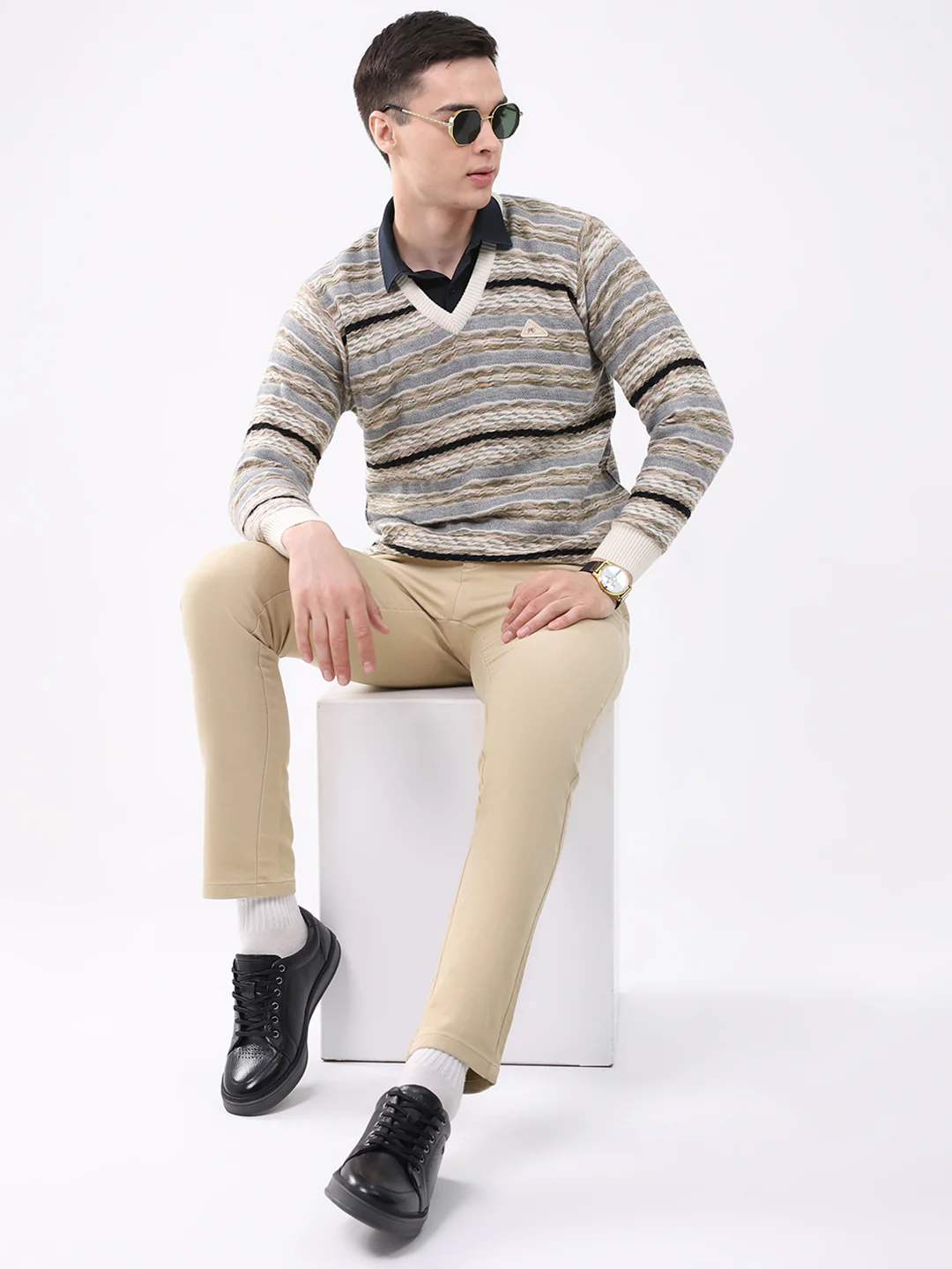 Men White Abstract V Neck Full Sleeve Pullover - Image 2