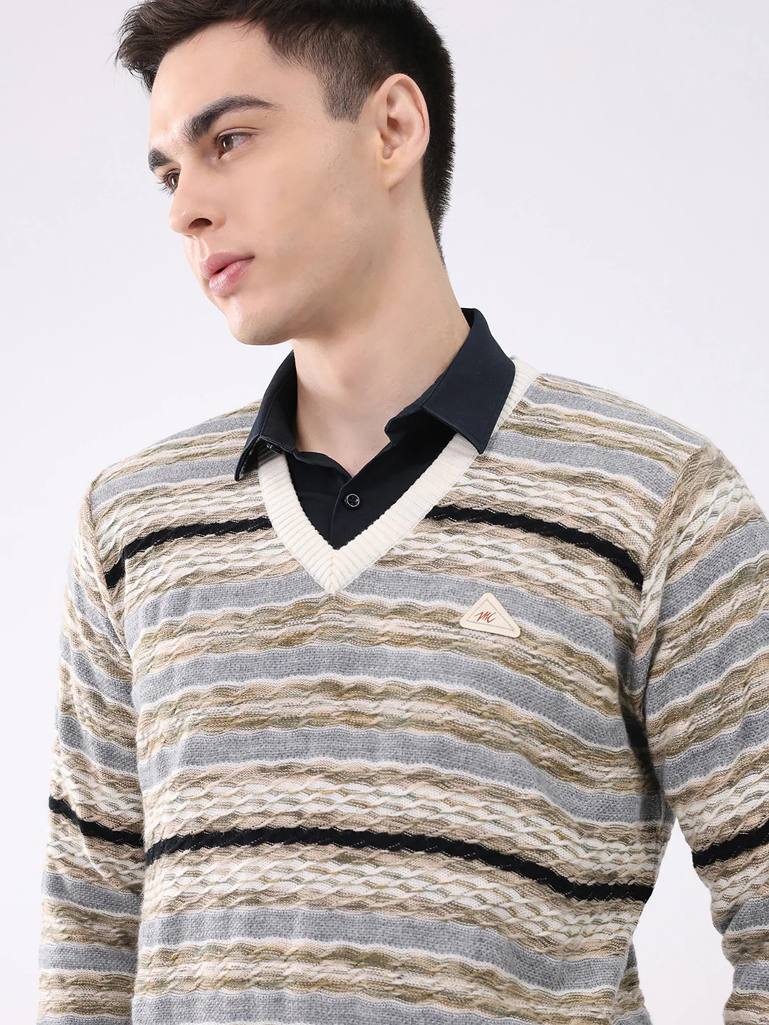 Men White Abstract V Neck Full Sleeve Pullover - Image 6