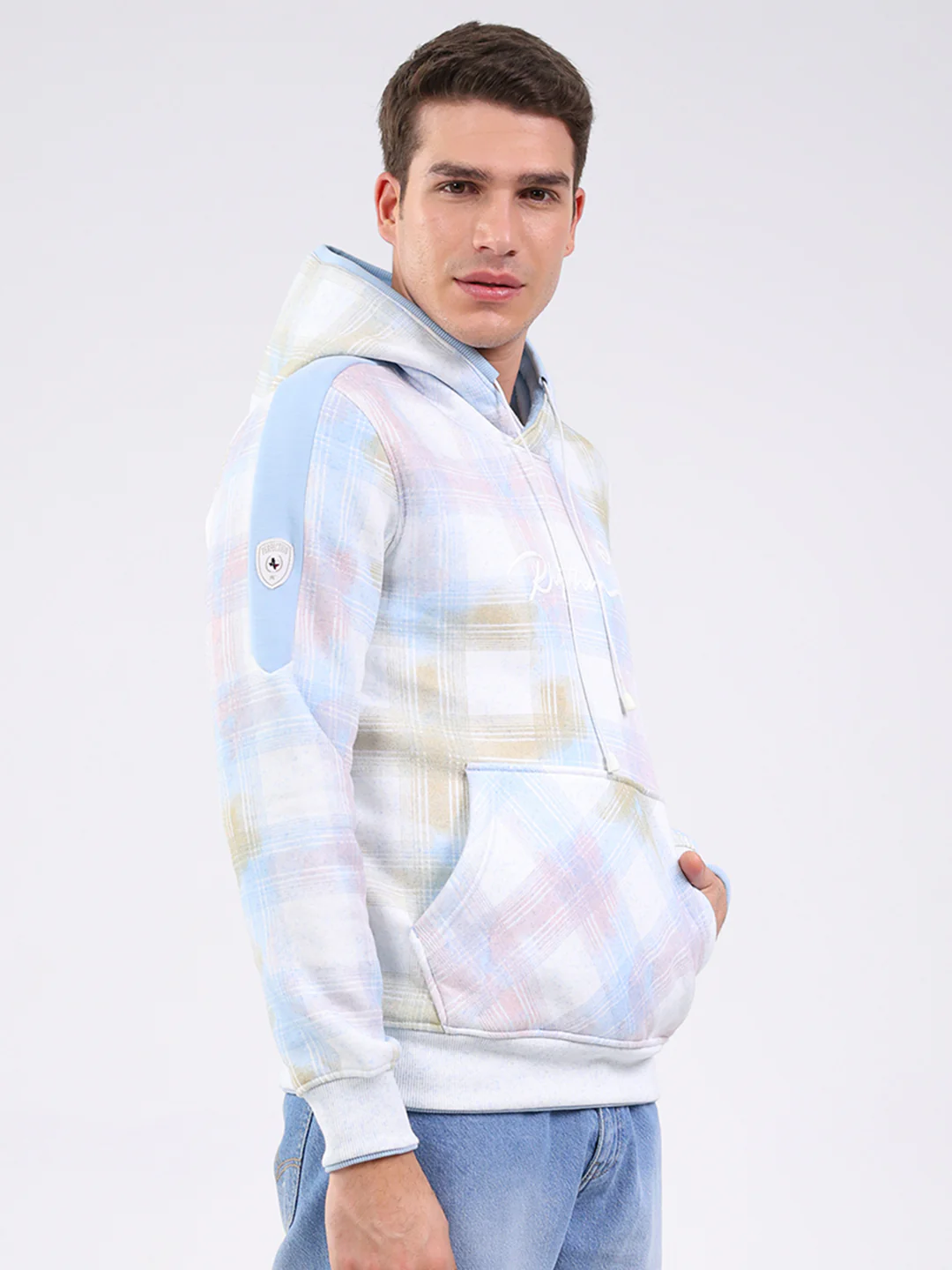 Men White & Blue Printed Hooded Full Sleeve Sweatshirt - Image 4