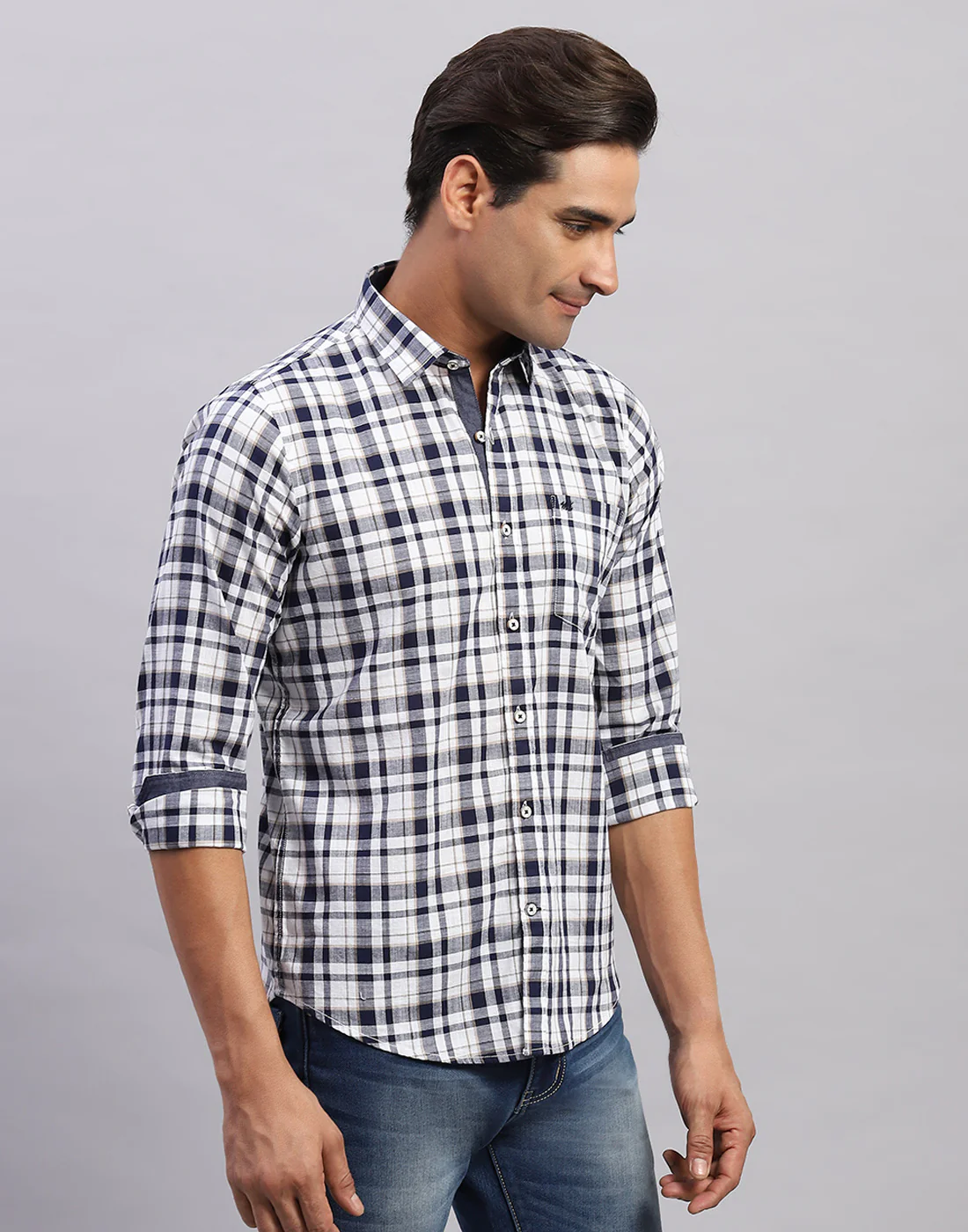 Men White Check Collar Full Sleeve Shirt - Image 4