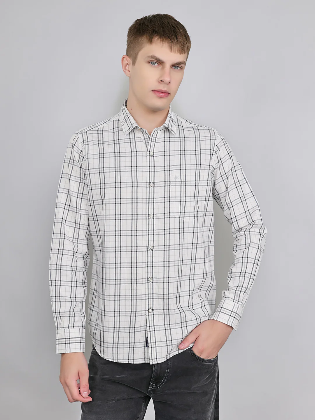 Men White Check Collar Full Sleeve Shirt