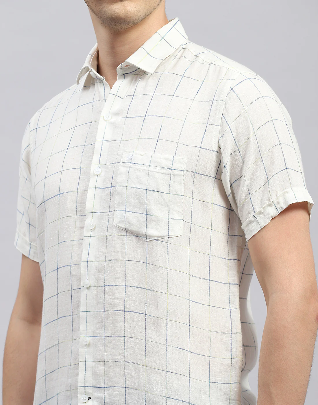 Men White Check Collar Half Sleeve Linen Shirt - Image 6