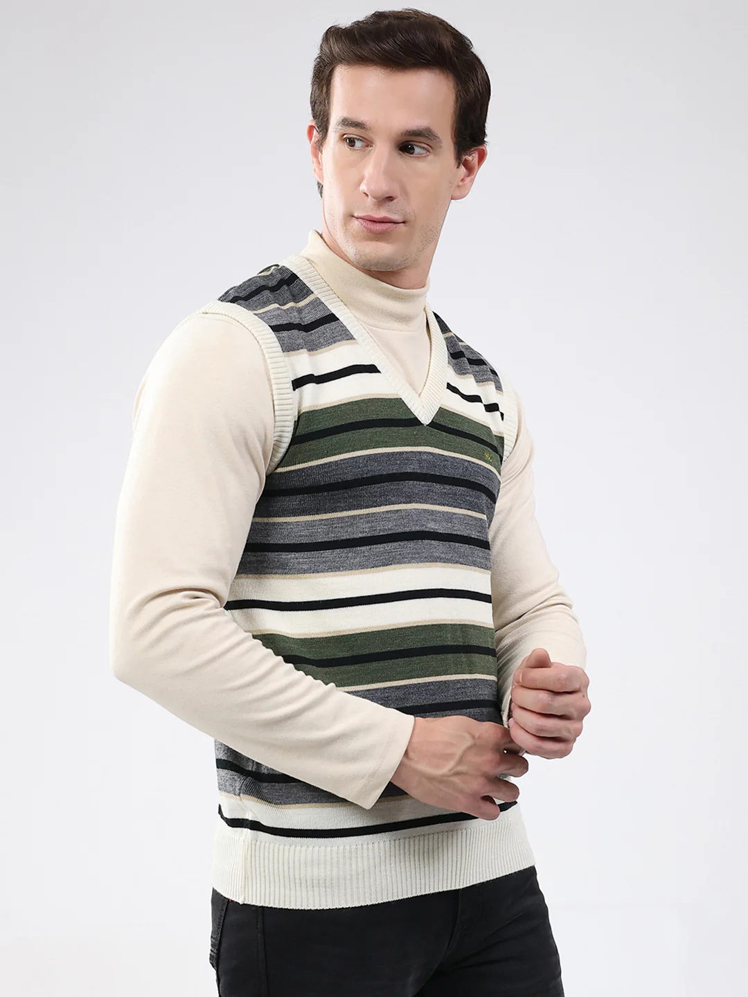 Men White & Grey Stripe V Neck Sleeveless Sweater - Image 4