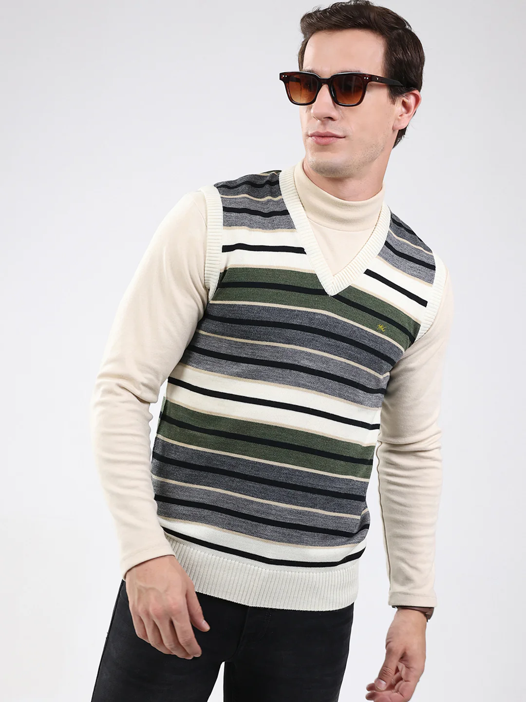 Men White & Grey Stripe V Neck Sleeveless Sweater - Image 6