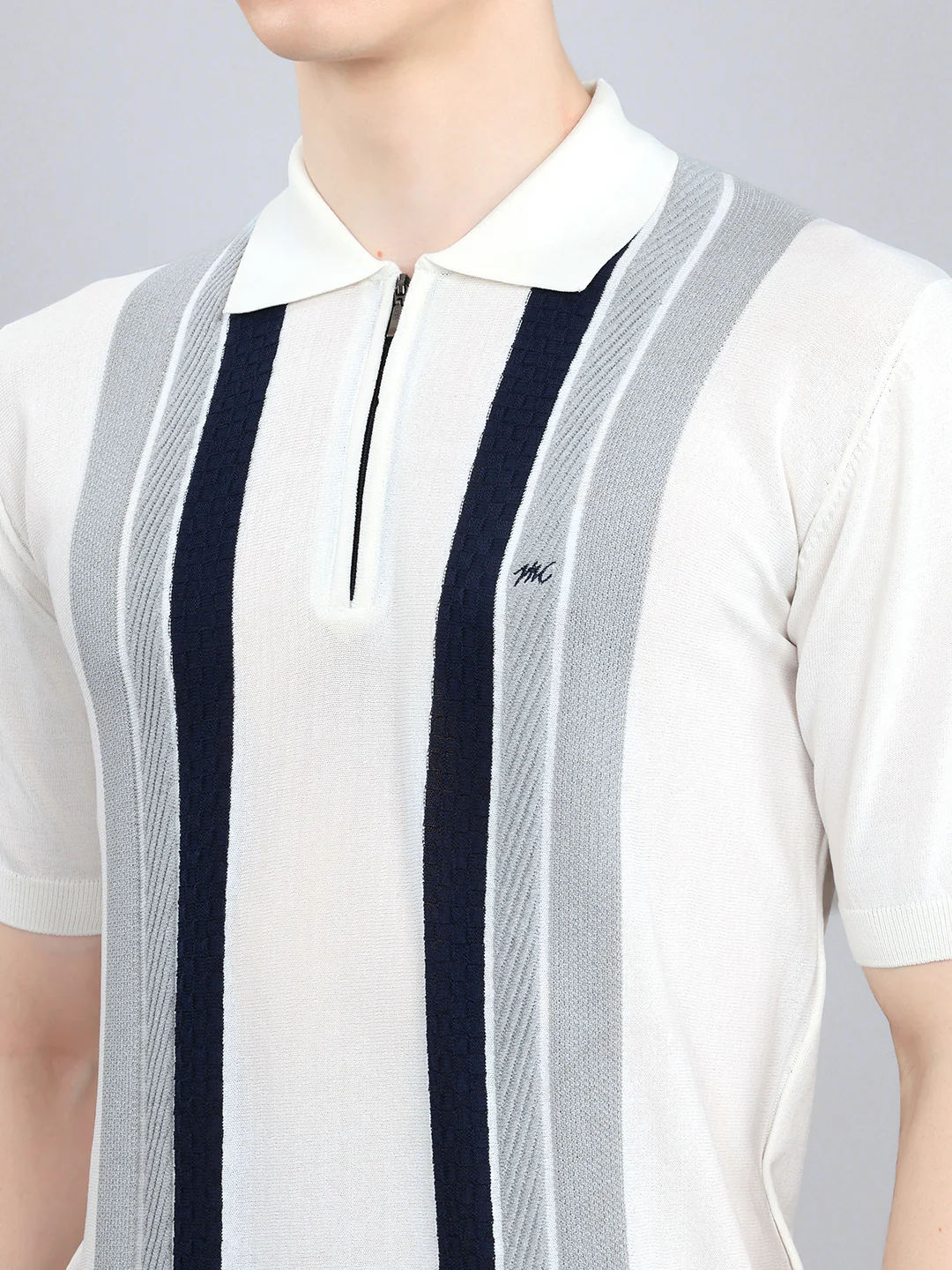 Men White Intarsia Collar Half Sleeve T-Shirt - Image 4