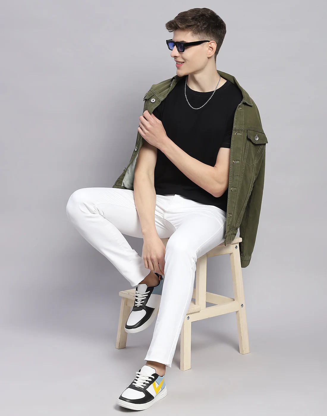 Men White Light Wash Skinny Fit Denim - Image 2