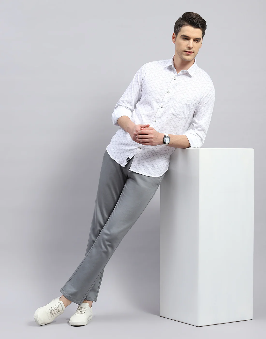 Men White Printed Collar Full Sleeve Shirt - Image 2