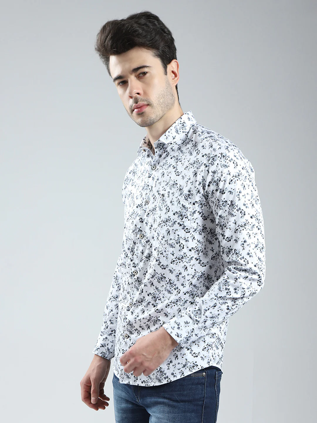 Men White Printed Collar Full Sleeve Shirt - Image 3