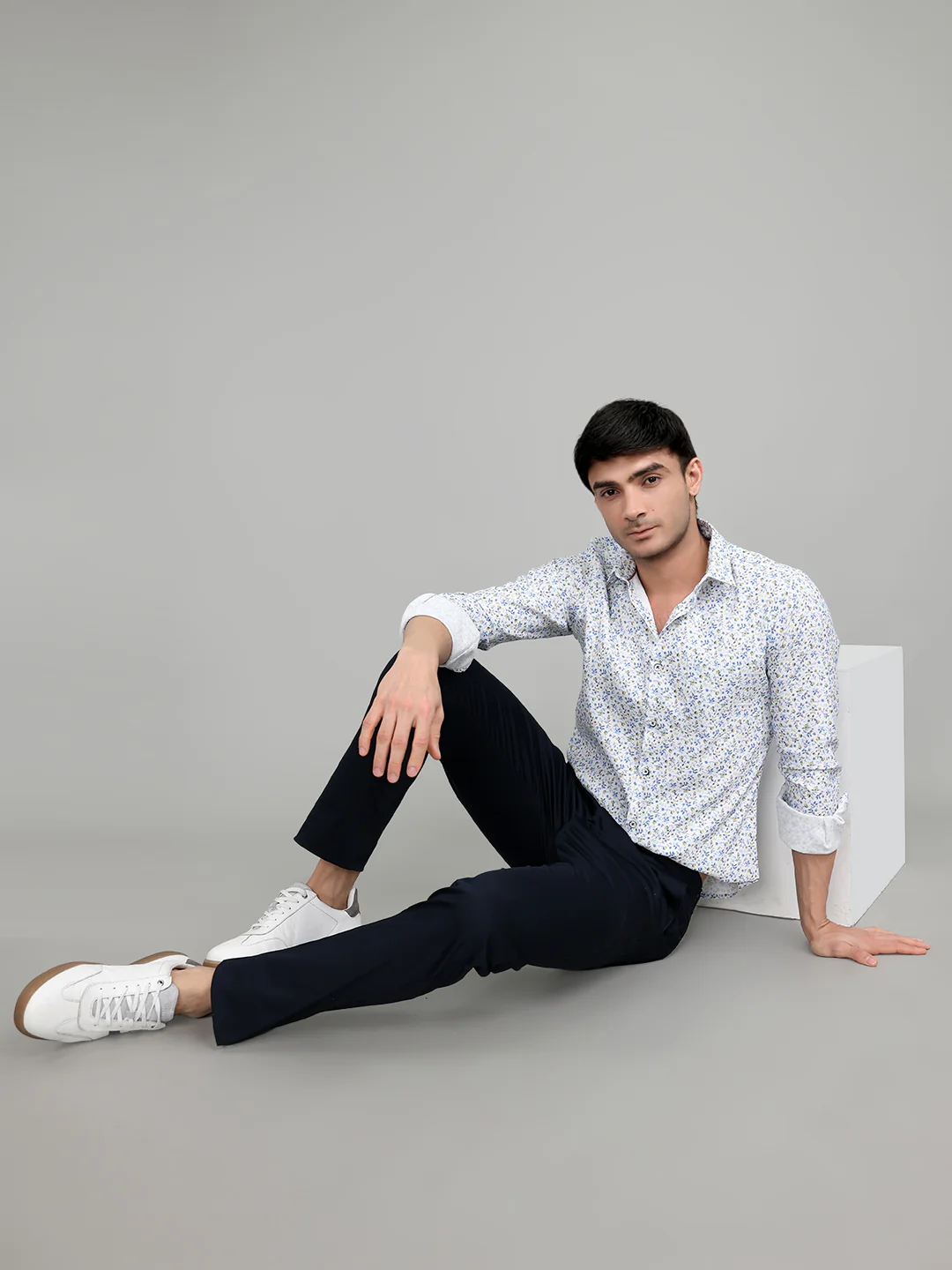 Men White Printed Collar Full Sleeve Shirt - Image 6