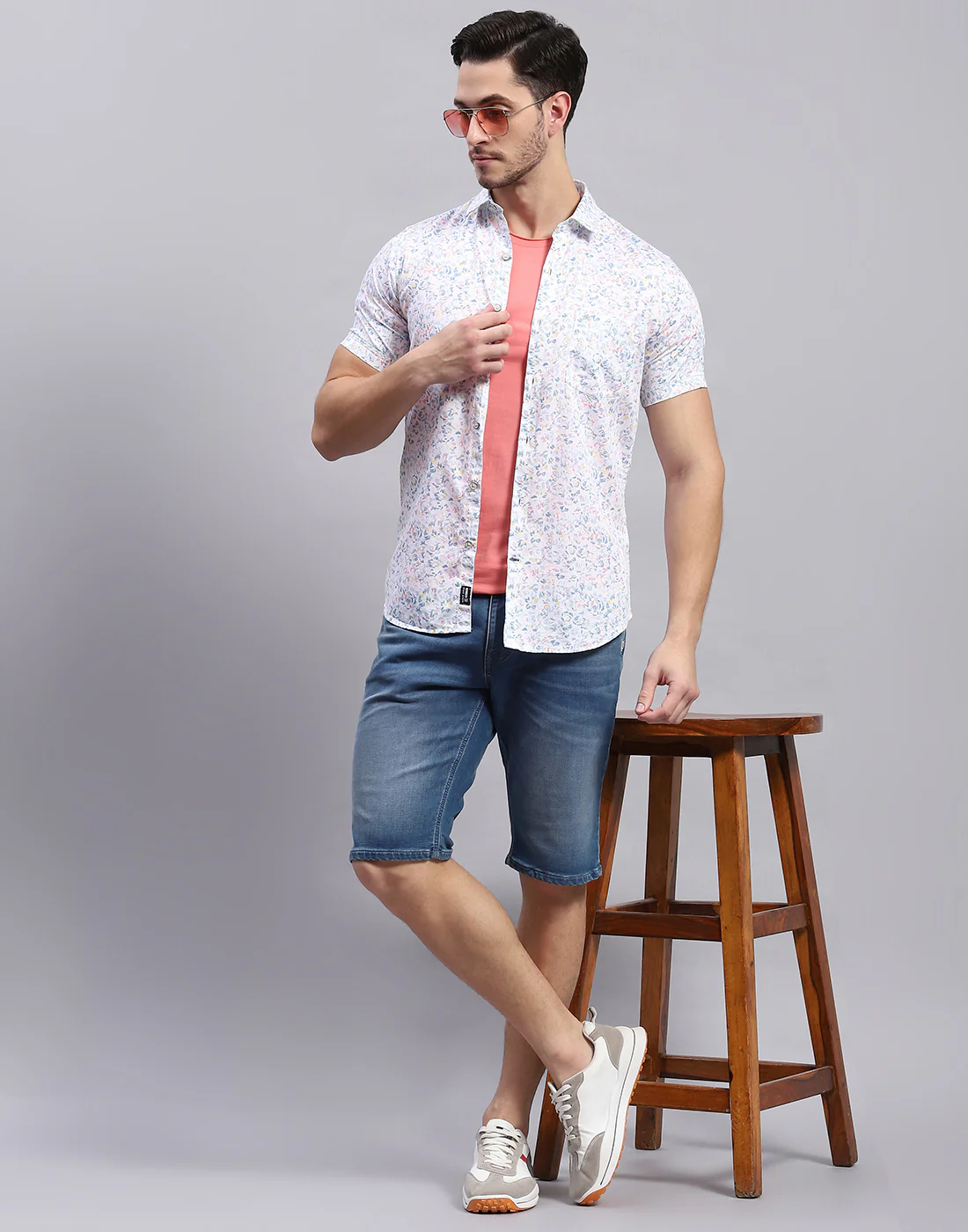 Men White Printed Collar Half Sleeve Shirt - Image 2