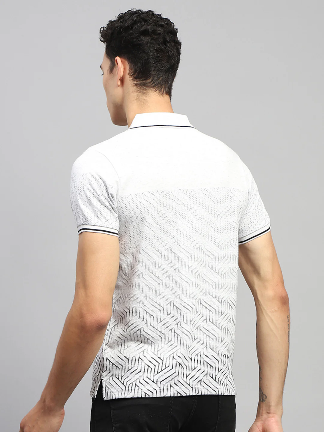 Men White Printed Collar Half Sleeve T-Shirt - Image 5