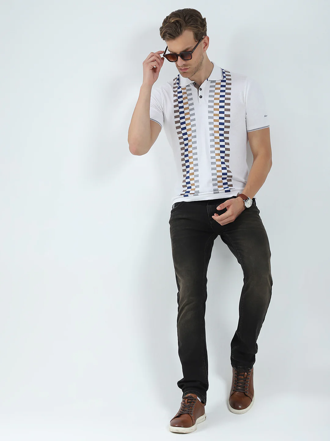 Men White Printed Collar Half Sleeve T-Shirt - Image 2