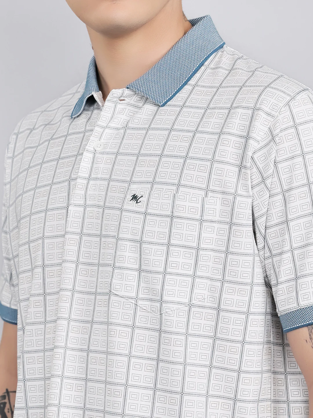 Men White Printed Collar Half Sleeve T-Shirt - Image 5