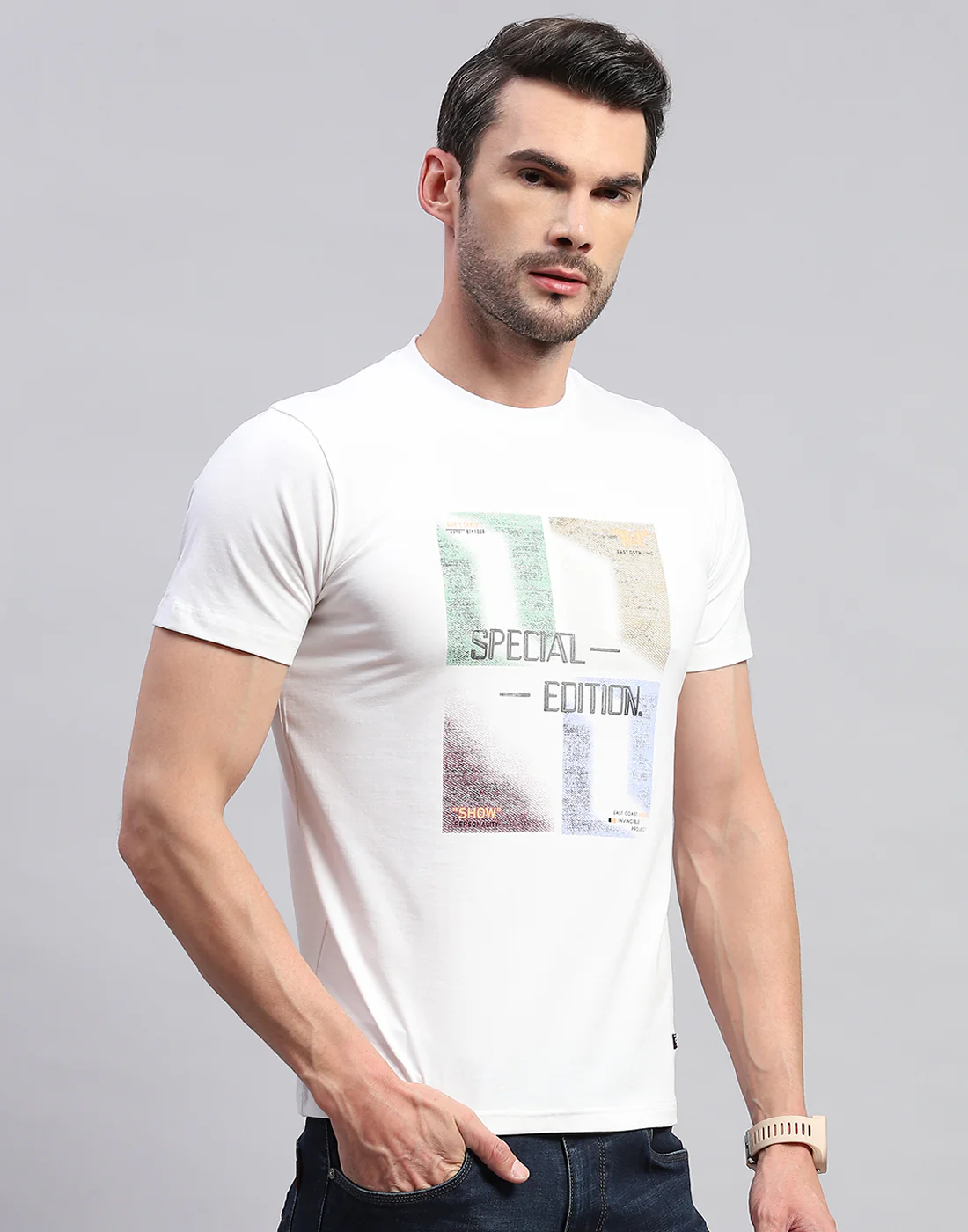 Men White Printed Round Neck Half Sleeve T-Shirt - Image 4