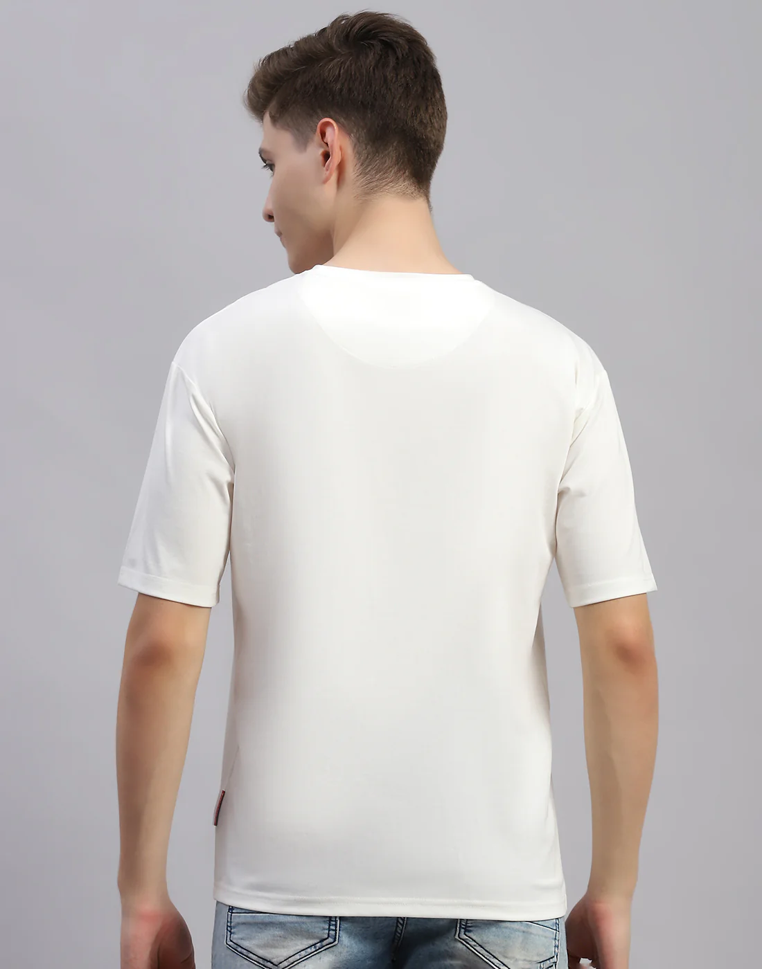 Men White Printed Round Neck Half Sleeve T-Shirt - Image 5