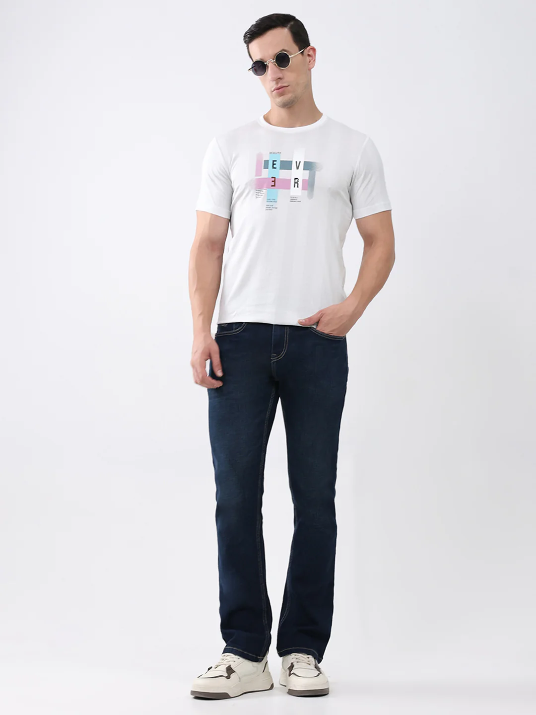 Men White Printed Round Neck Half Sleeve T-Shirt - Image 2
